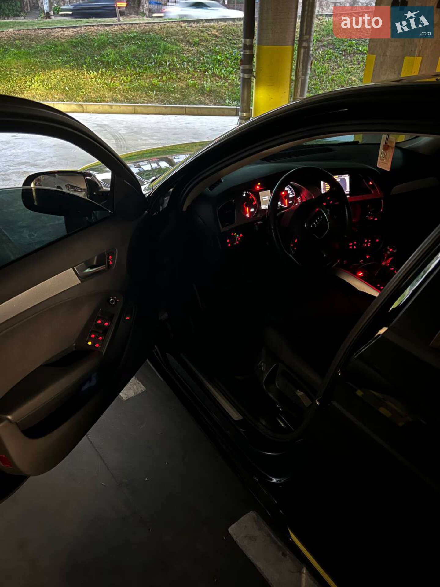 Audi A4 2011 VIN WAUZZZ8K2CA013982 фото оголошення 19 з 36