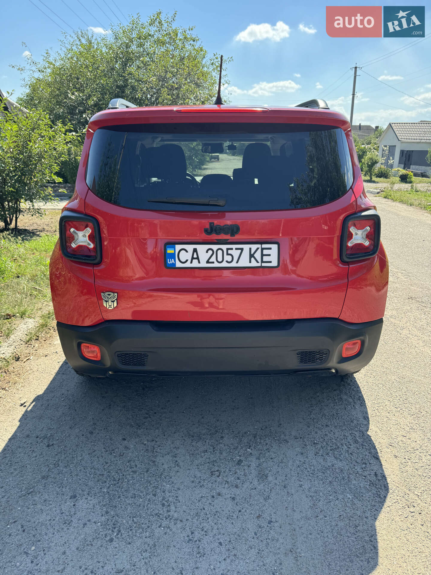 Jeep Renegade 2017 VIN ZACCJABB5HPG67098 фото оголошення 2 з 8