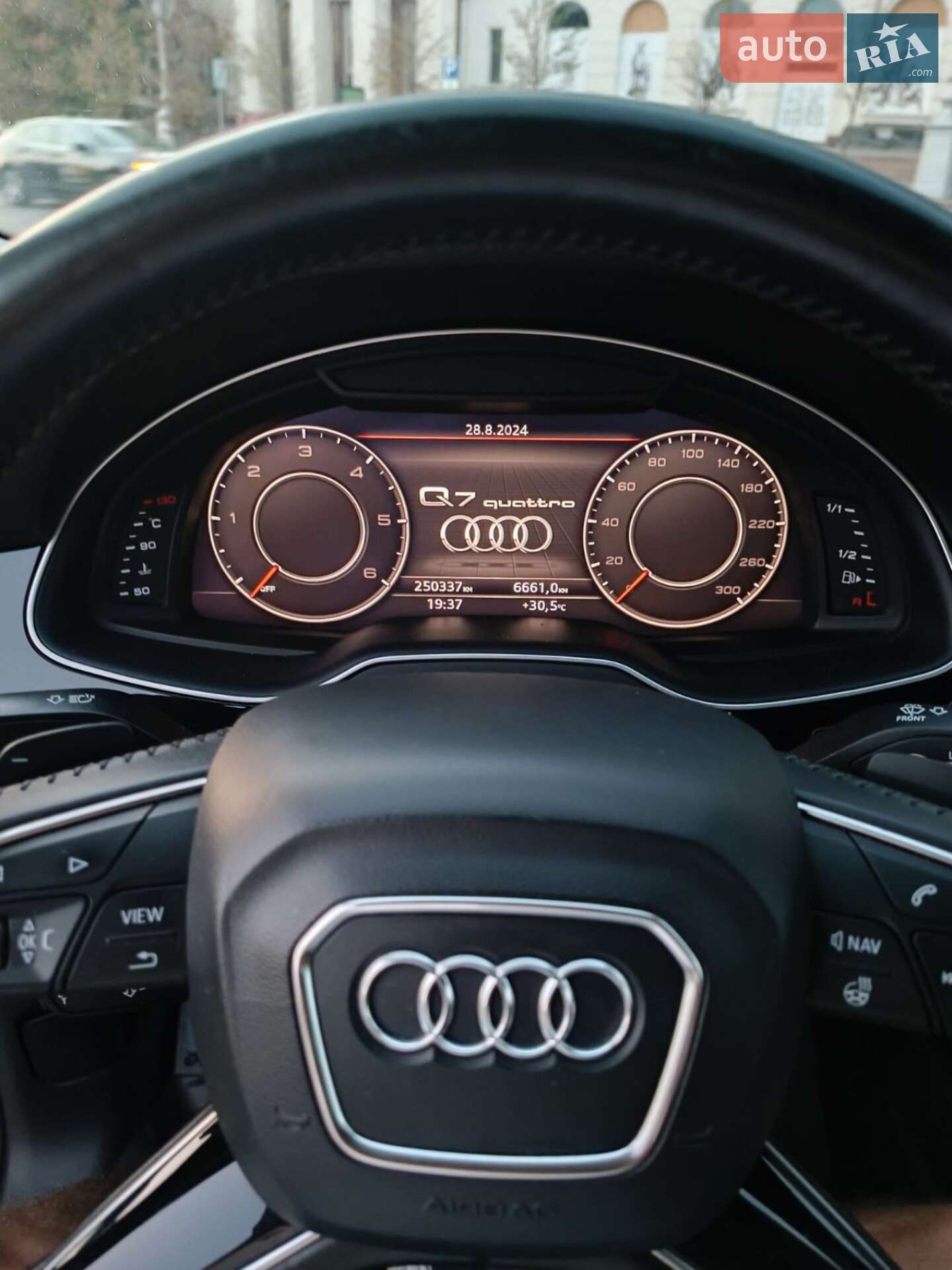 Audi Q7 2017 VIN WAUZZZ4M8HD040844 фото оголошення 10 з 11