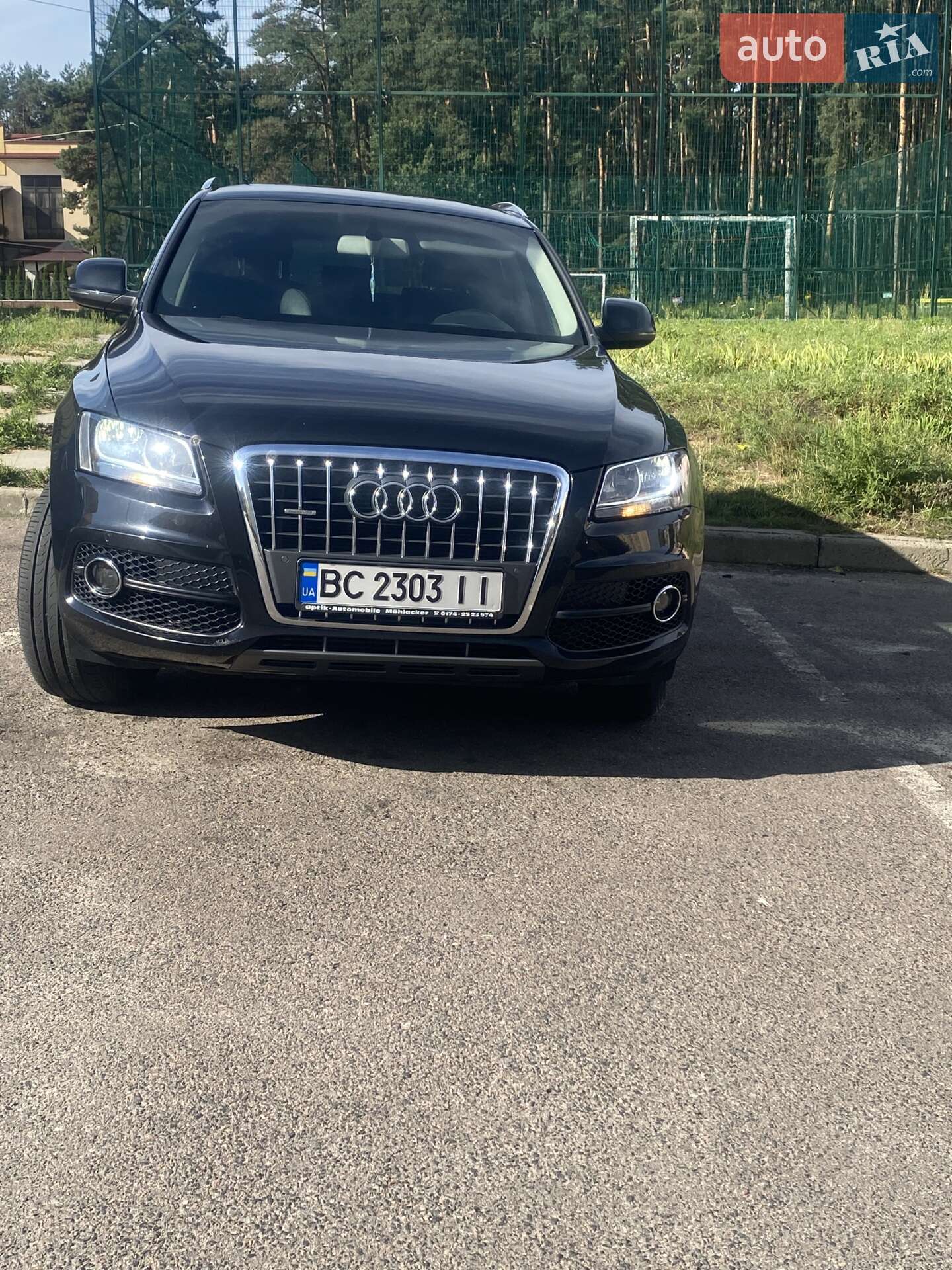 Audi Q5 2010 VIN WAUZZZ8R5BA005600 фото оголошення 3 з 18