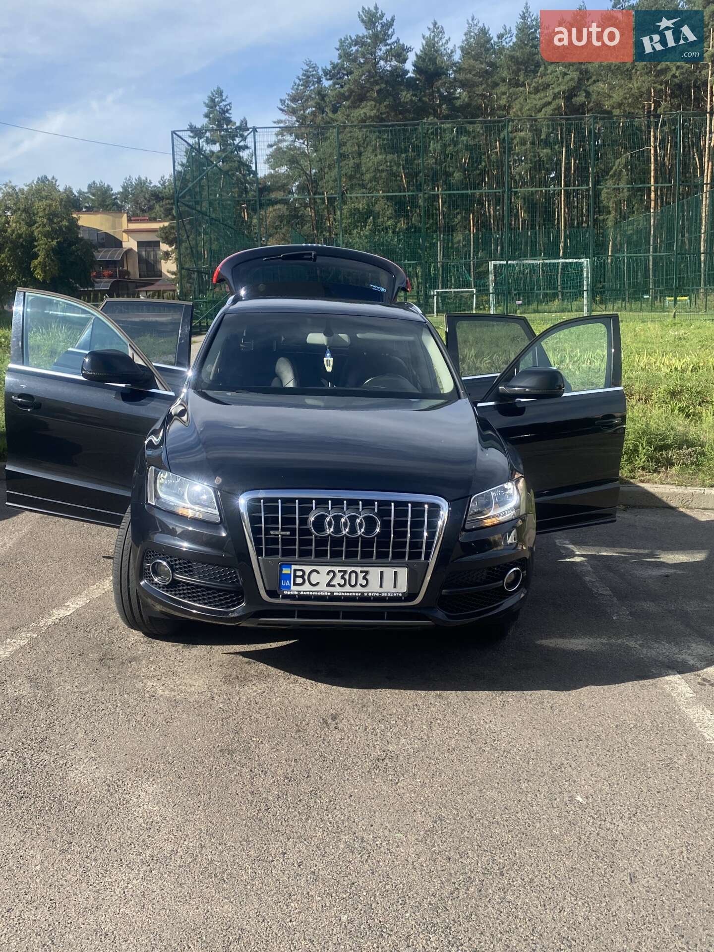 Audi Q5 2010 VIN WAUZZZ8R5BA005600 фото оголошення 5 з 18