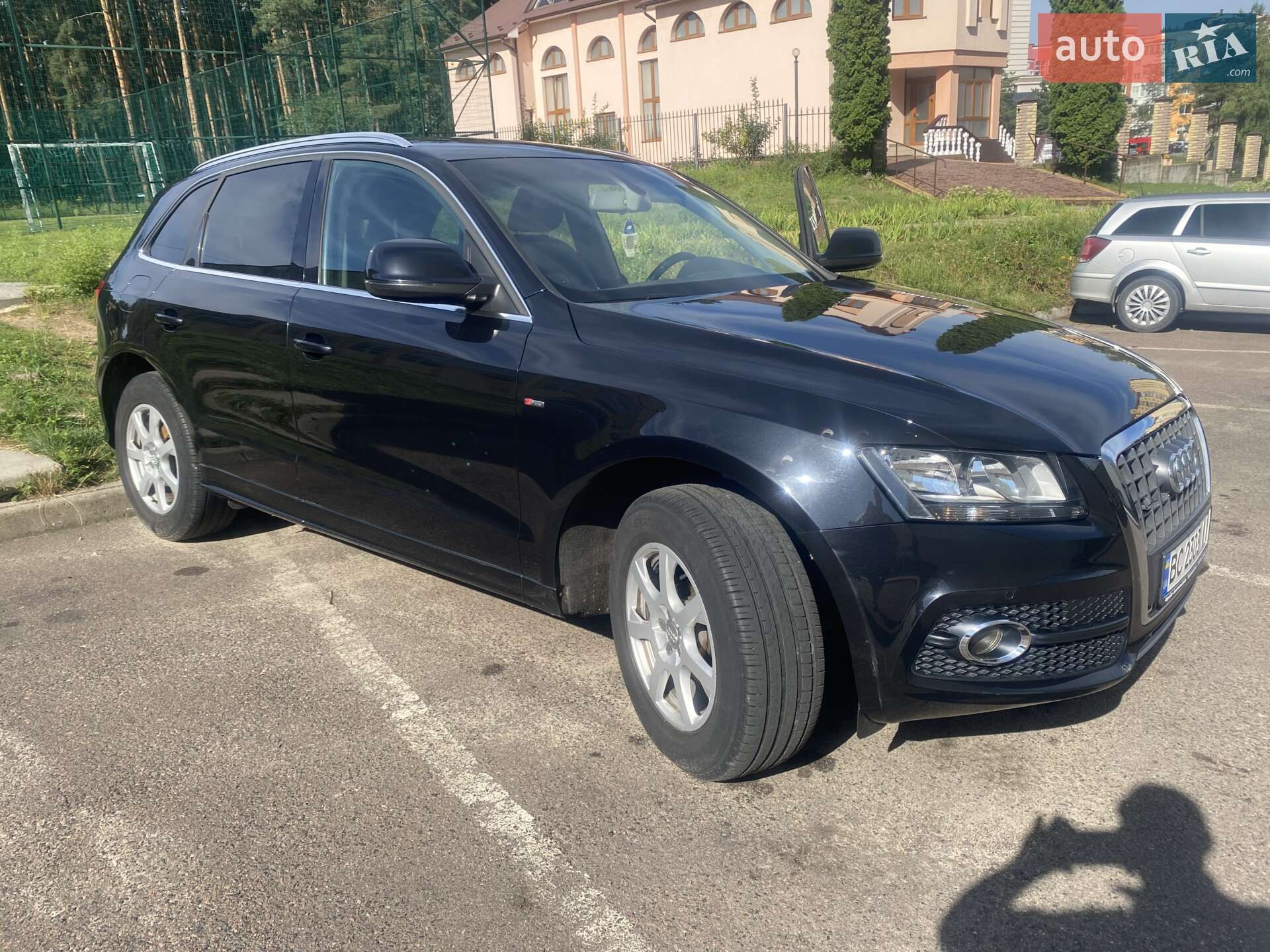 Audi Q5 2010 VIN WAUZZZ8R5BA005600 фото оголошення 8 з 18