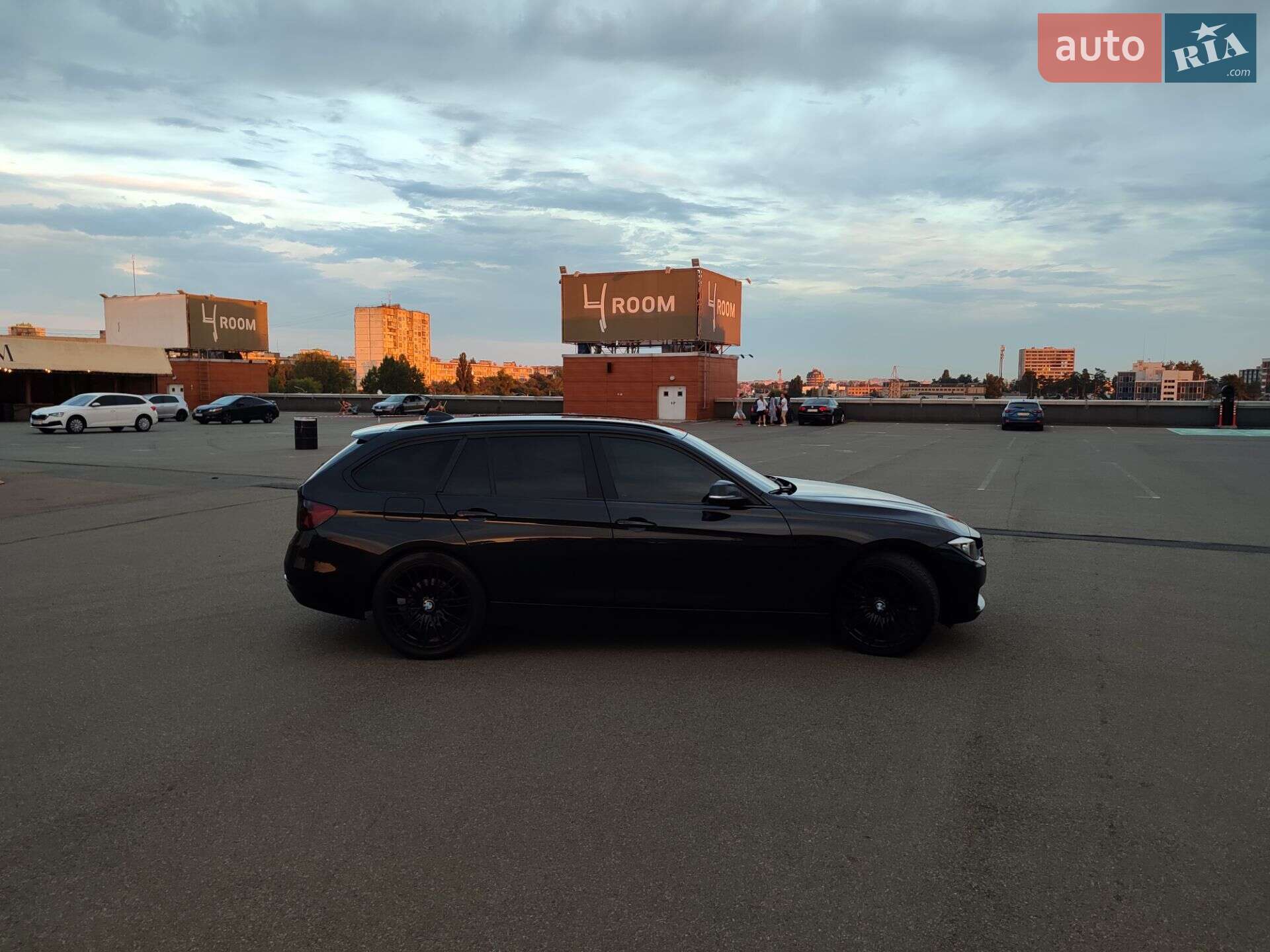 BMW 3 Series 2013 VIN WBA3K11010F824885 фото оголошення 4 з 57