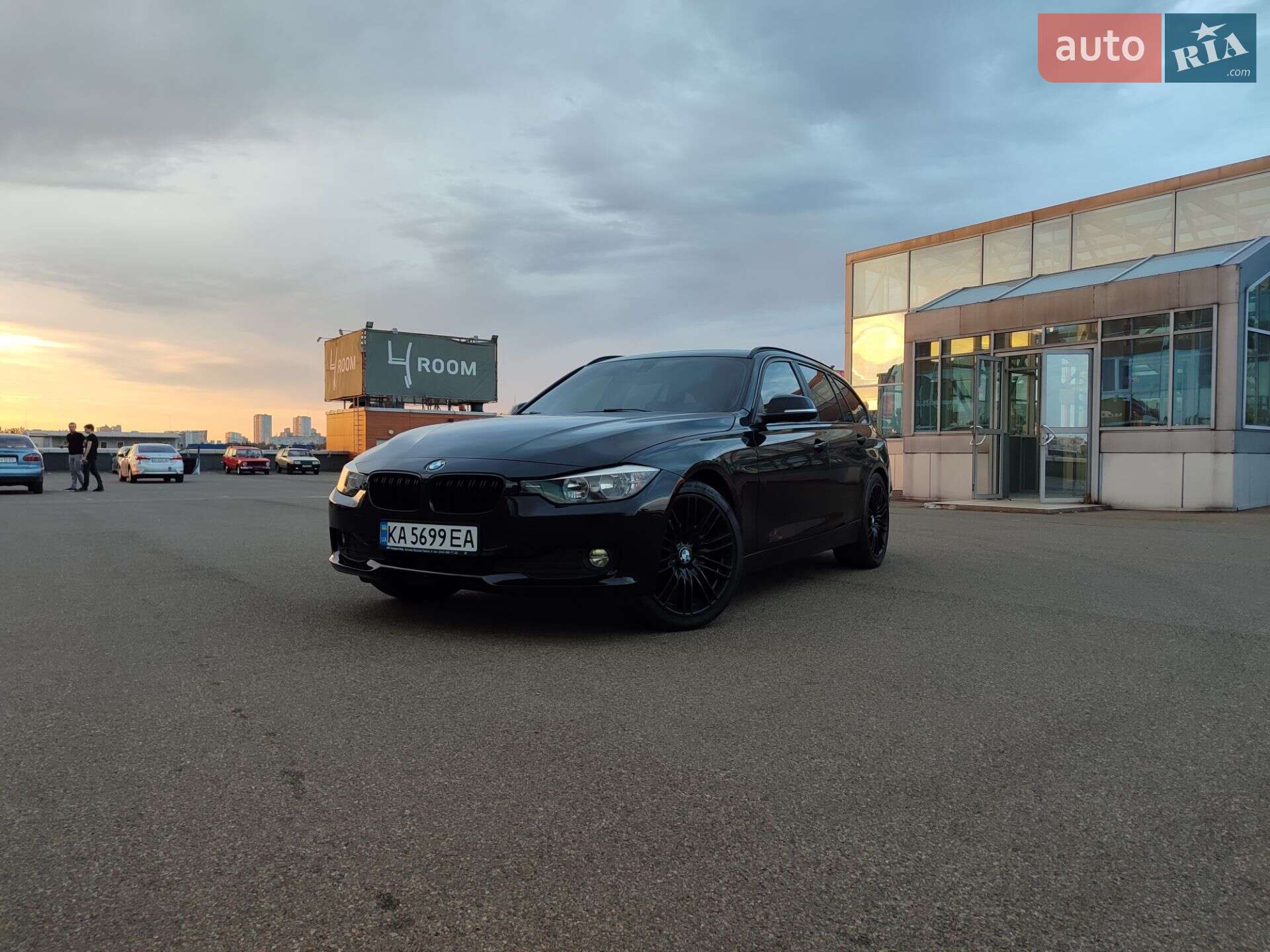 BMW 3 Series 2013 VIN WBA3K11010F824885 фото оголошення 6 з 57