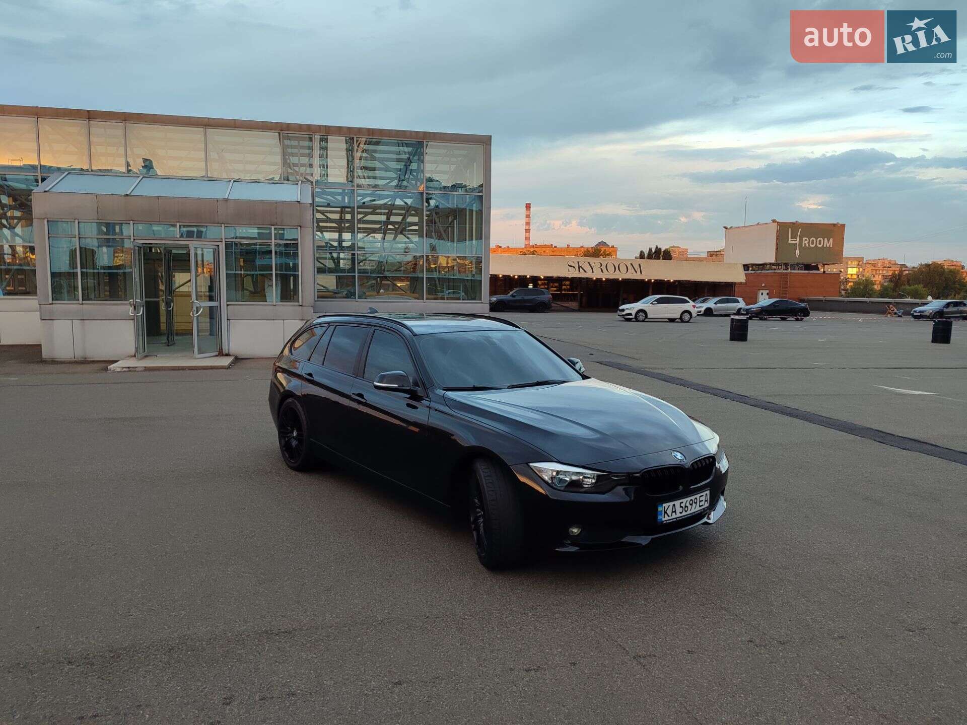 BMW 3 Series 2013 VIN WBA3K11010F824885 фото оголошення 7 з 57