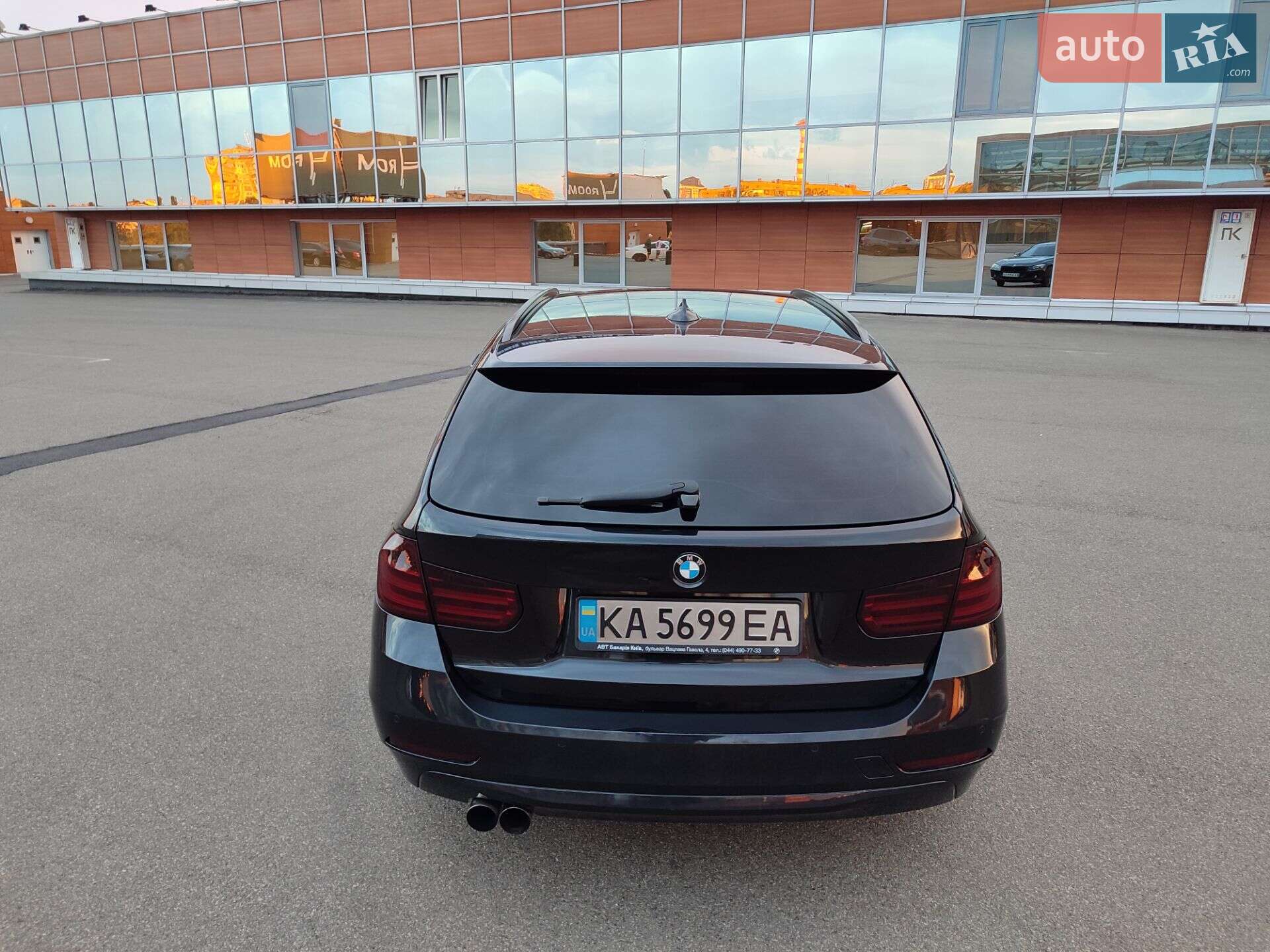 BMW 3 Series 2013 VIN WBA3K11010F824885 фото оголошення 16 з 57