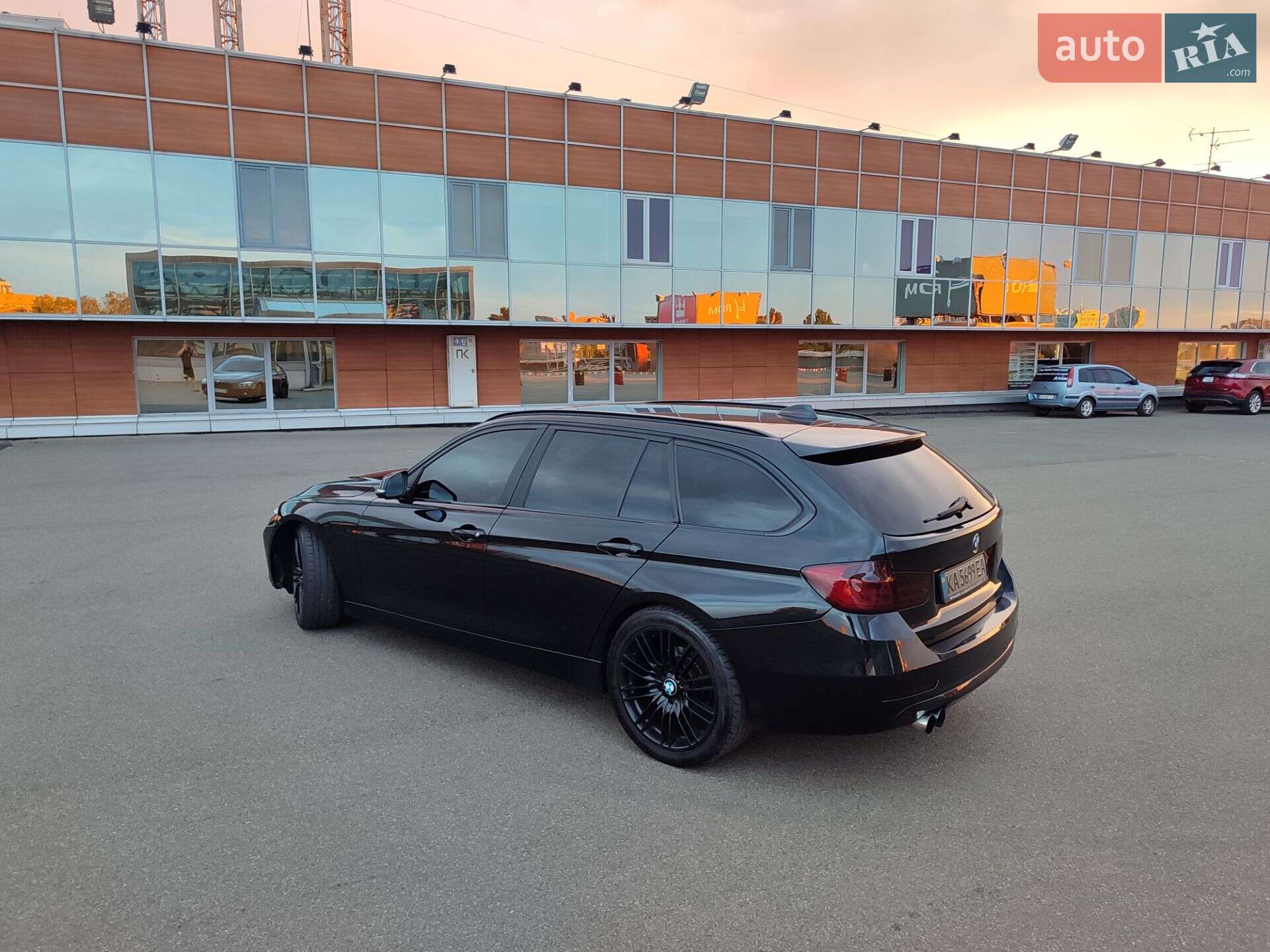 BMW 3 Series 2013 VIN WBA3K11010F824885 фото оголошення 22 з 57