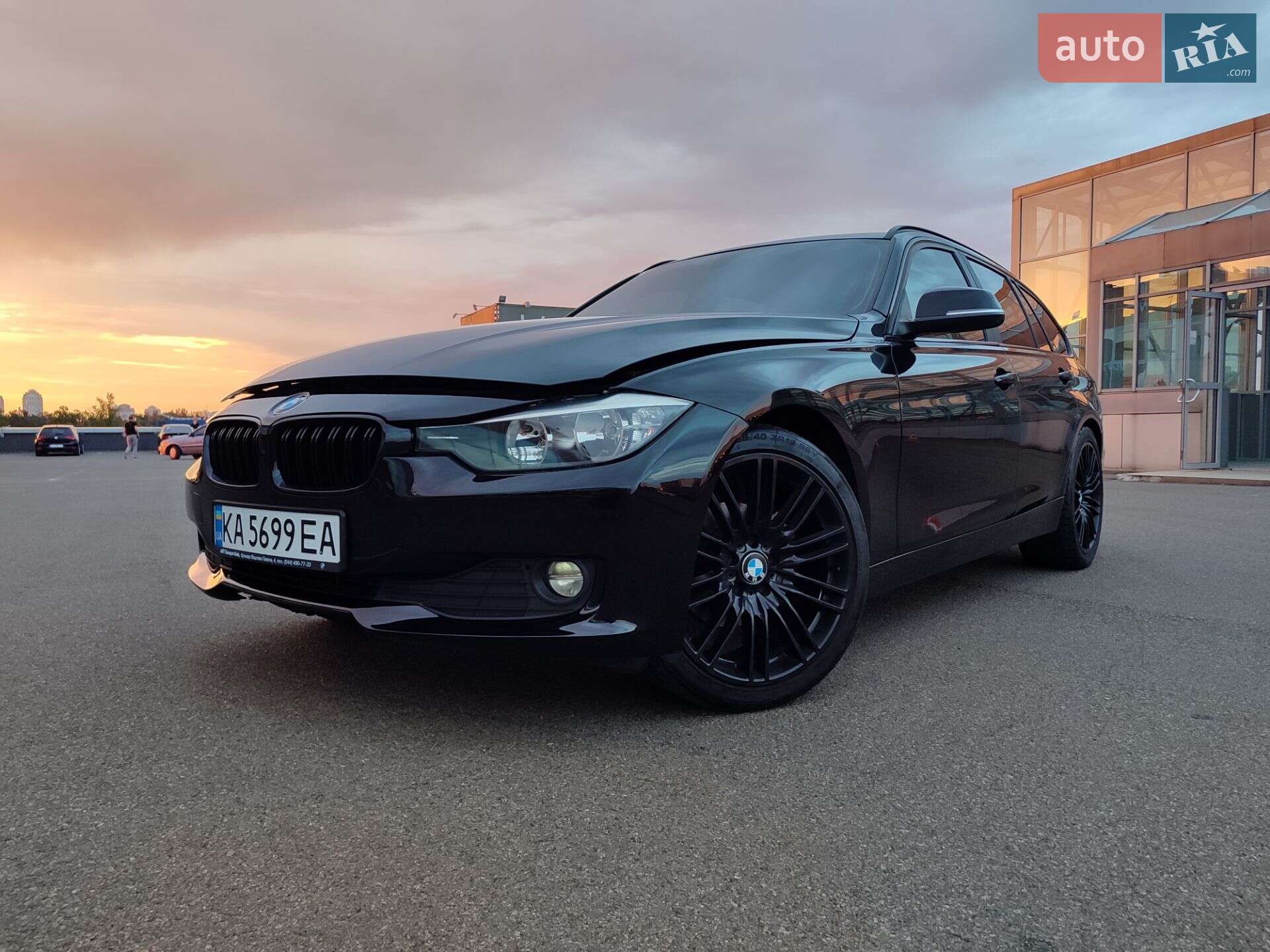 BMW 3 Series 2013 VIN WBA3K11010F824885 фото оголошення 39 з 57