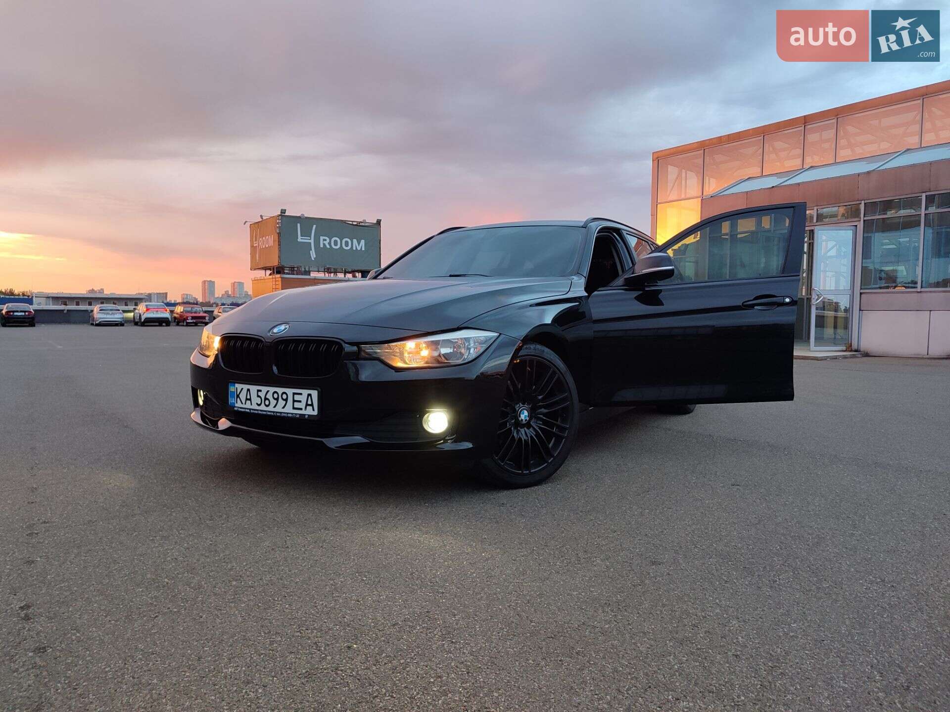 BMW 3 Series 2013 VIN WBA3K11010F824885 фото оголошення 44 з 57