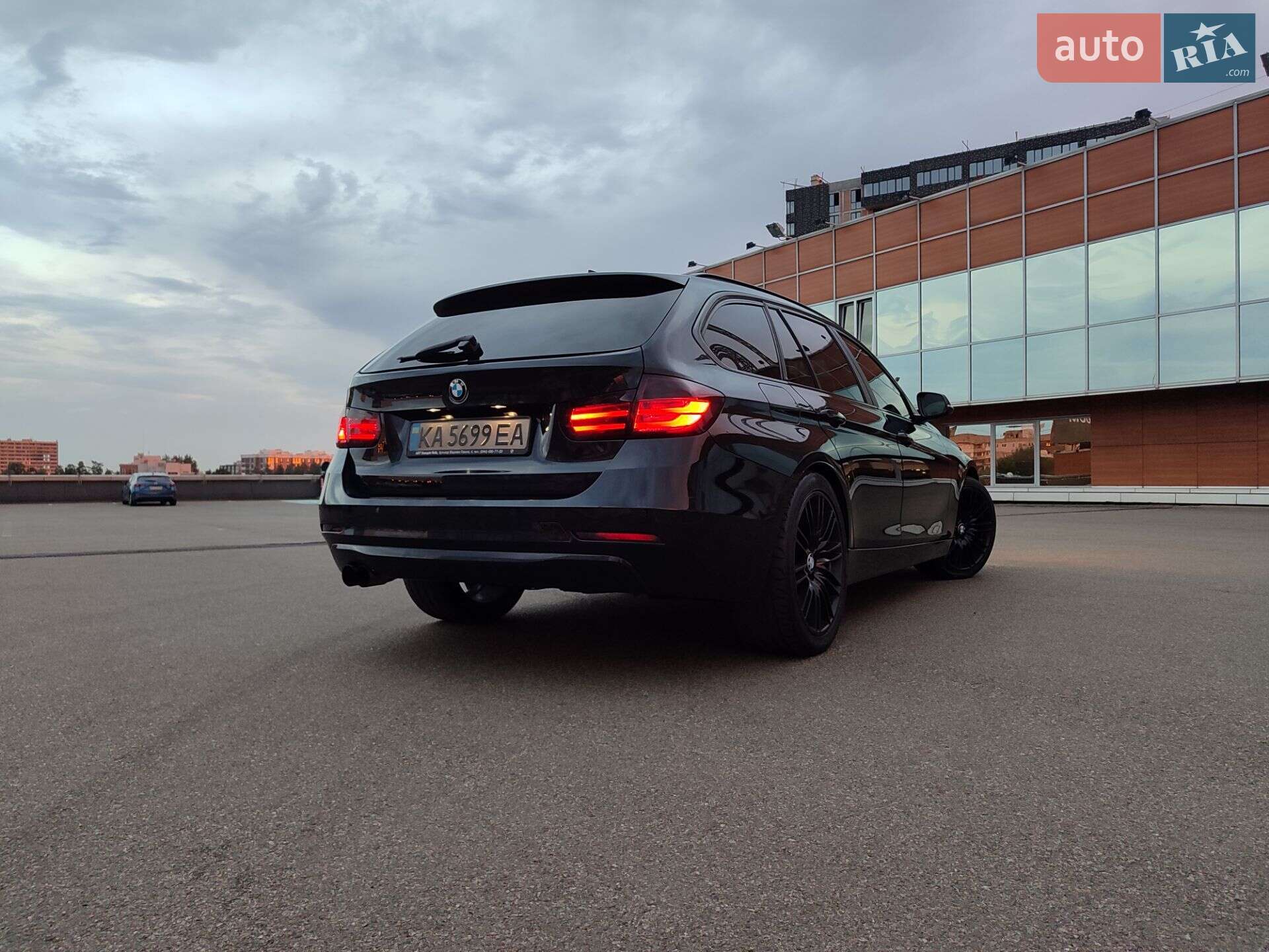 BMW 3 Series 2013 VIN WBA3K11010F824885 фото оголошення 52 з 57