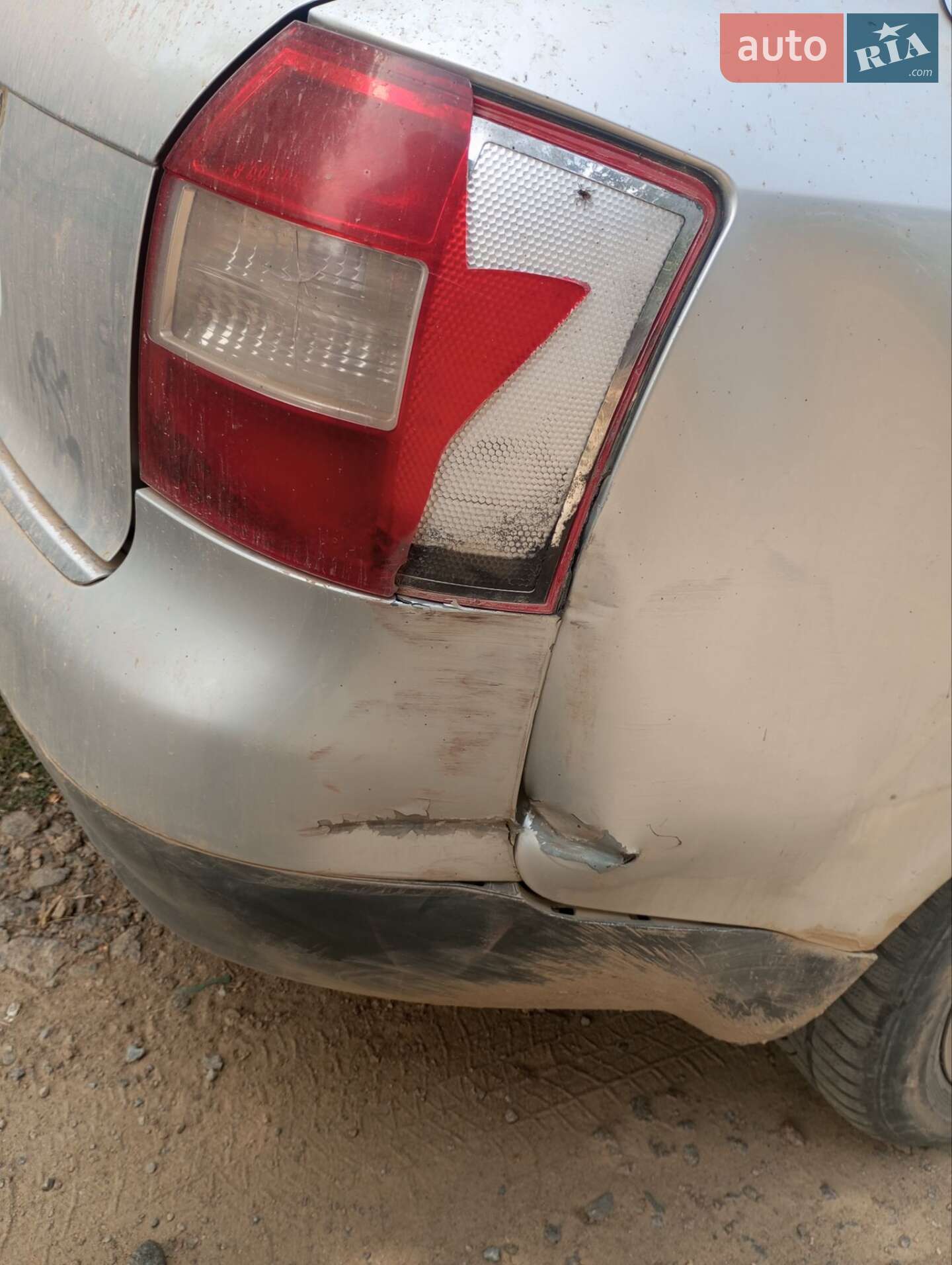 Audi A4 2002 VIN WAUZZZ8E33A167305 фото оголошення 8 з 17