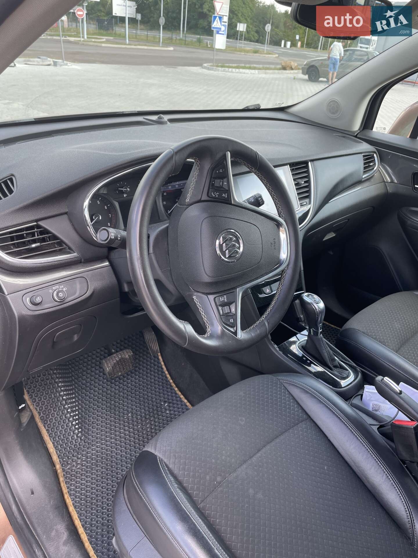 Buick Encore 2016 VIN KL4CJASB5HB018549 фото оголошення 4 з 8