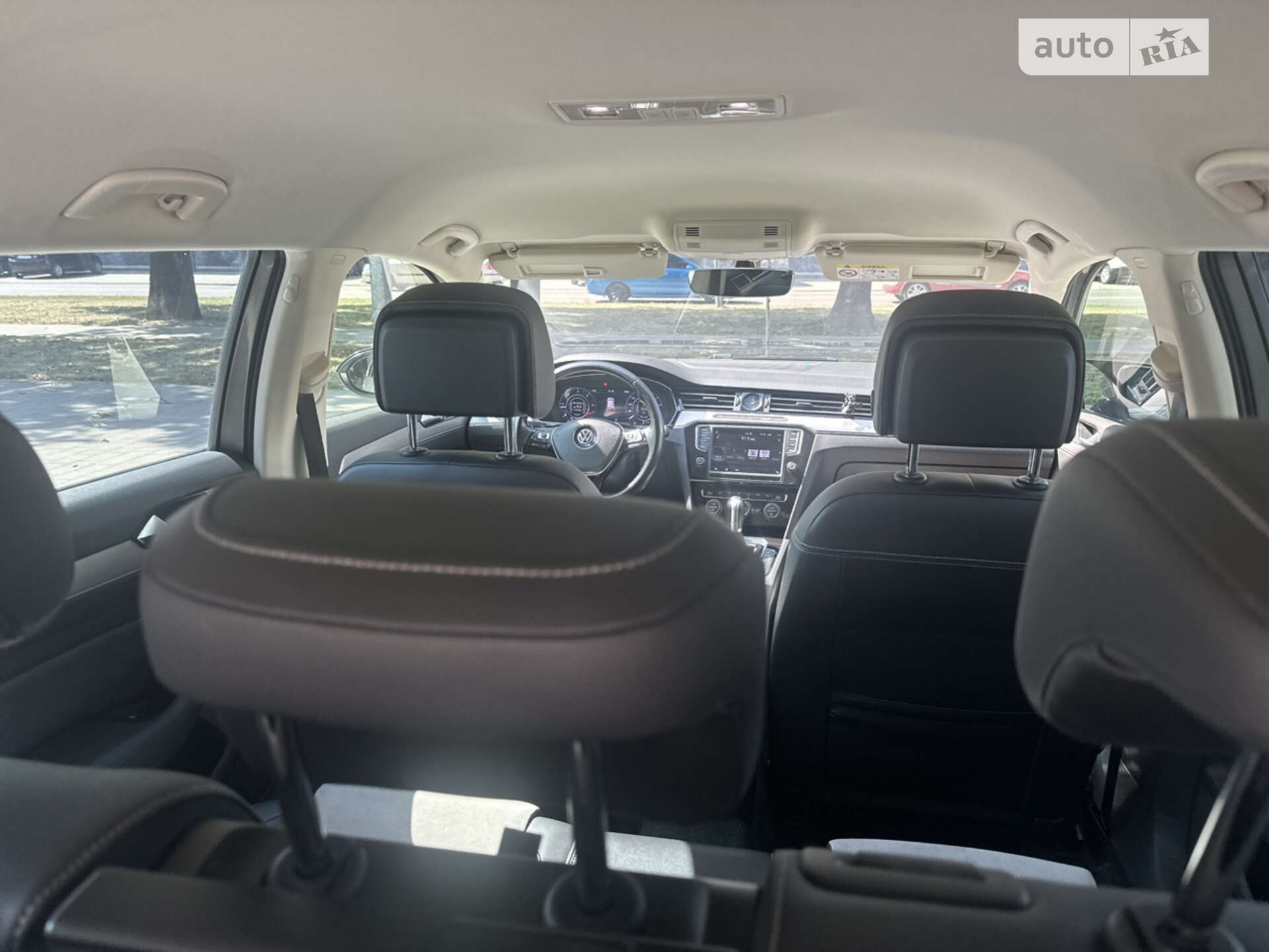 Volkswagen Passat 2016 VIN WVWZZZ3CZHE070549 фото оголошення 9 з 12