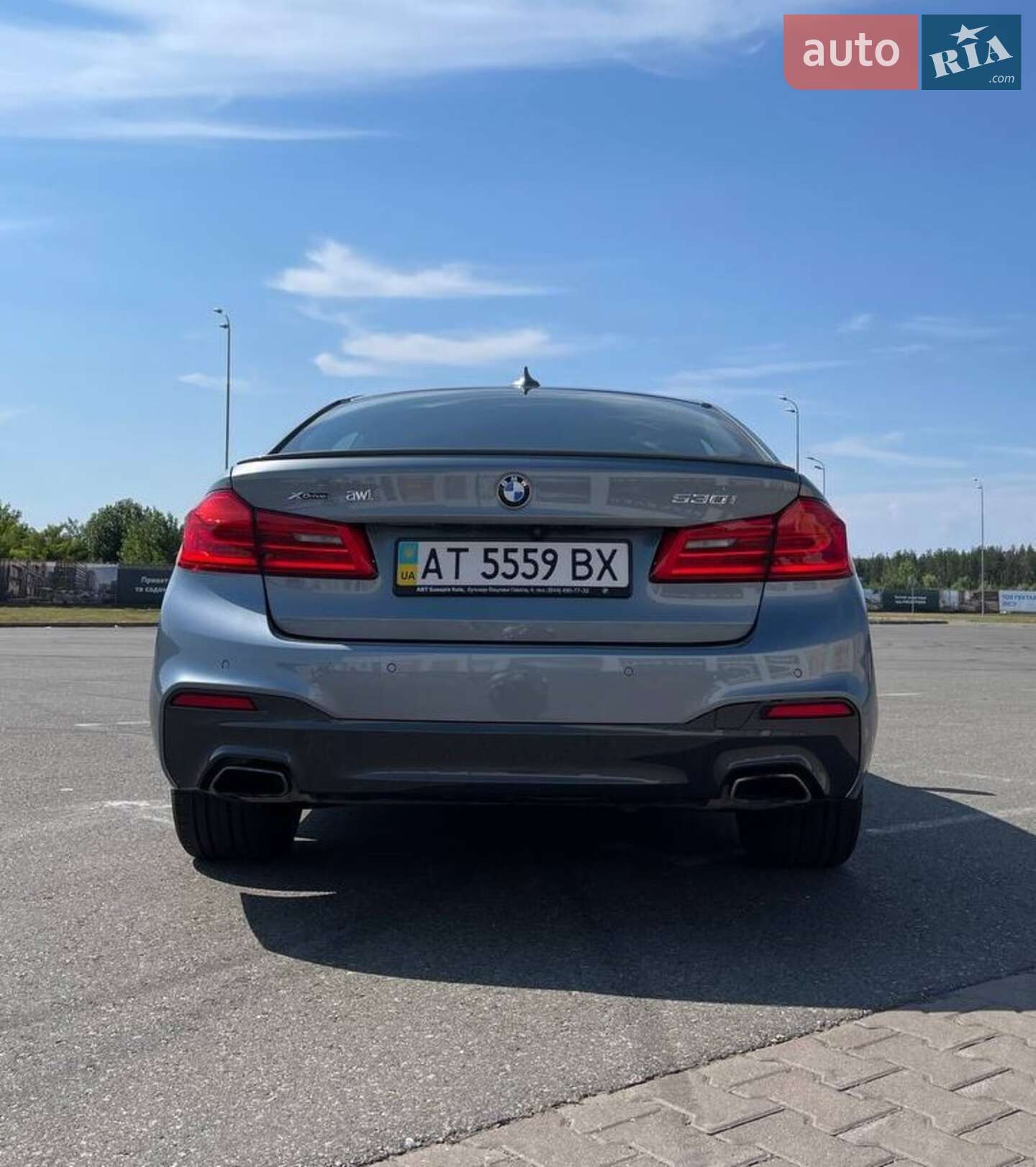 BMW 5 Series 2018 VIN WBAJA710X0B090316 фото оголошення 2 з 16