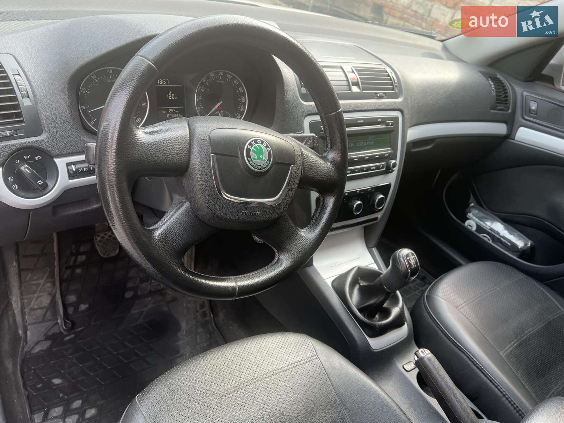Skoda Octavia 2011 VIN TMBCA41Z4BB154944 фото оголошення 35 з 38