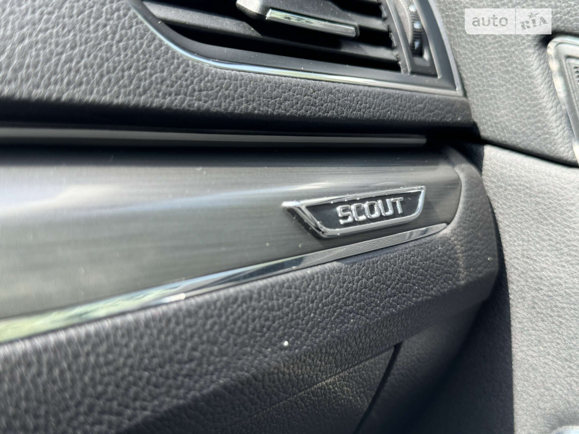 Skoda Superb 2019 VIN TMBLJ9NP0L7028347 фото оголошення 23 з 73