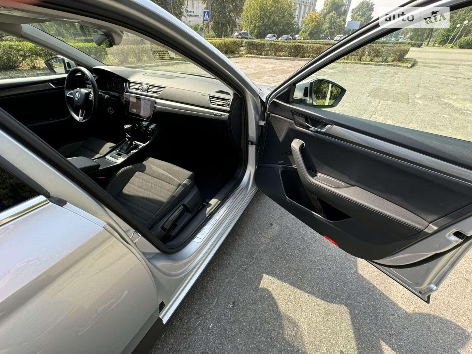 Skoda Superb 2019 VIN TMBLJ9NP0L7028347 фото оголошення 40 з 73