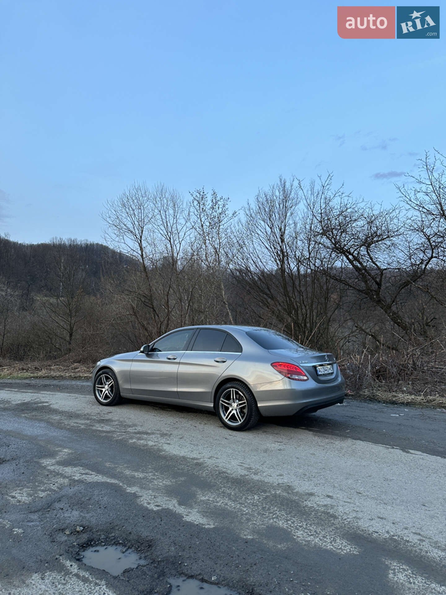 Mercedes-Benz C Class 2015 VIN WDD2050361R075712 фото оголошення 13 з 22