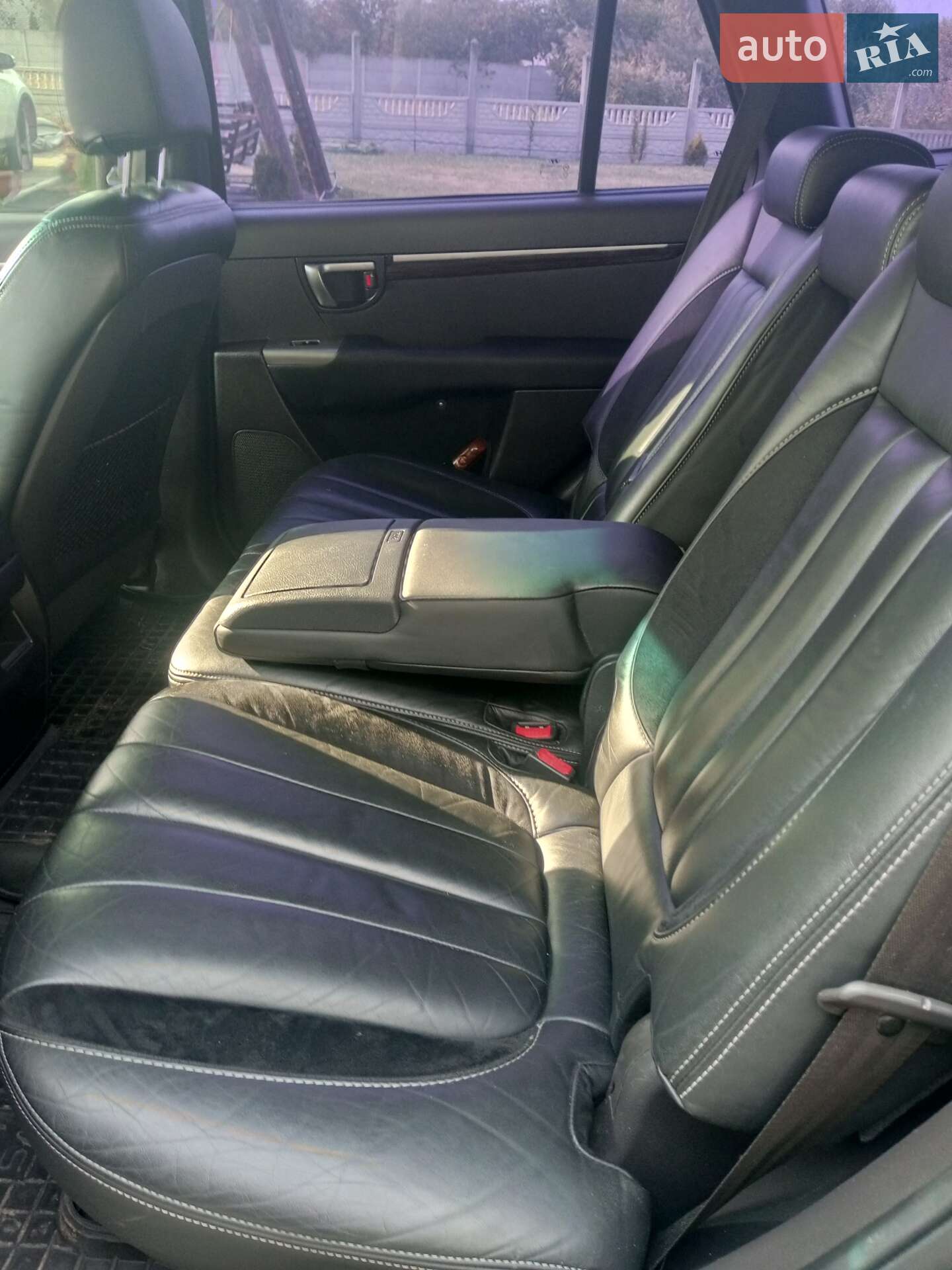 Hyundai Santa FE 2011 VIN KMHSH81XDBU774948 фото оголошення 4 з 4