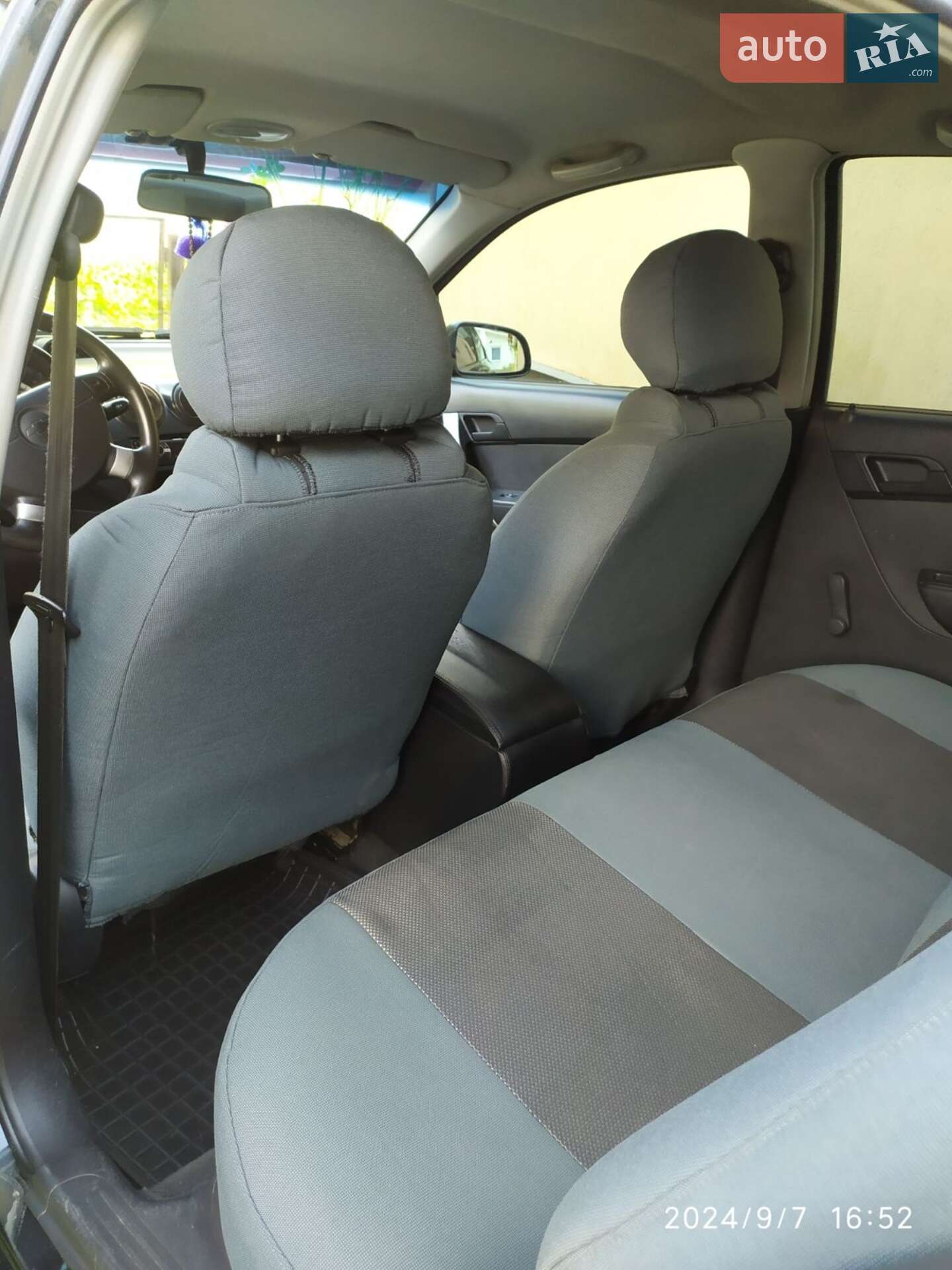 Chevrolet Aveo 2010 VIN KL1SF69YEAW072512 фото оголошення 2 з 12