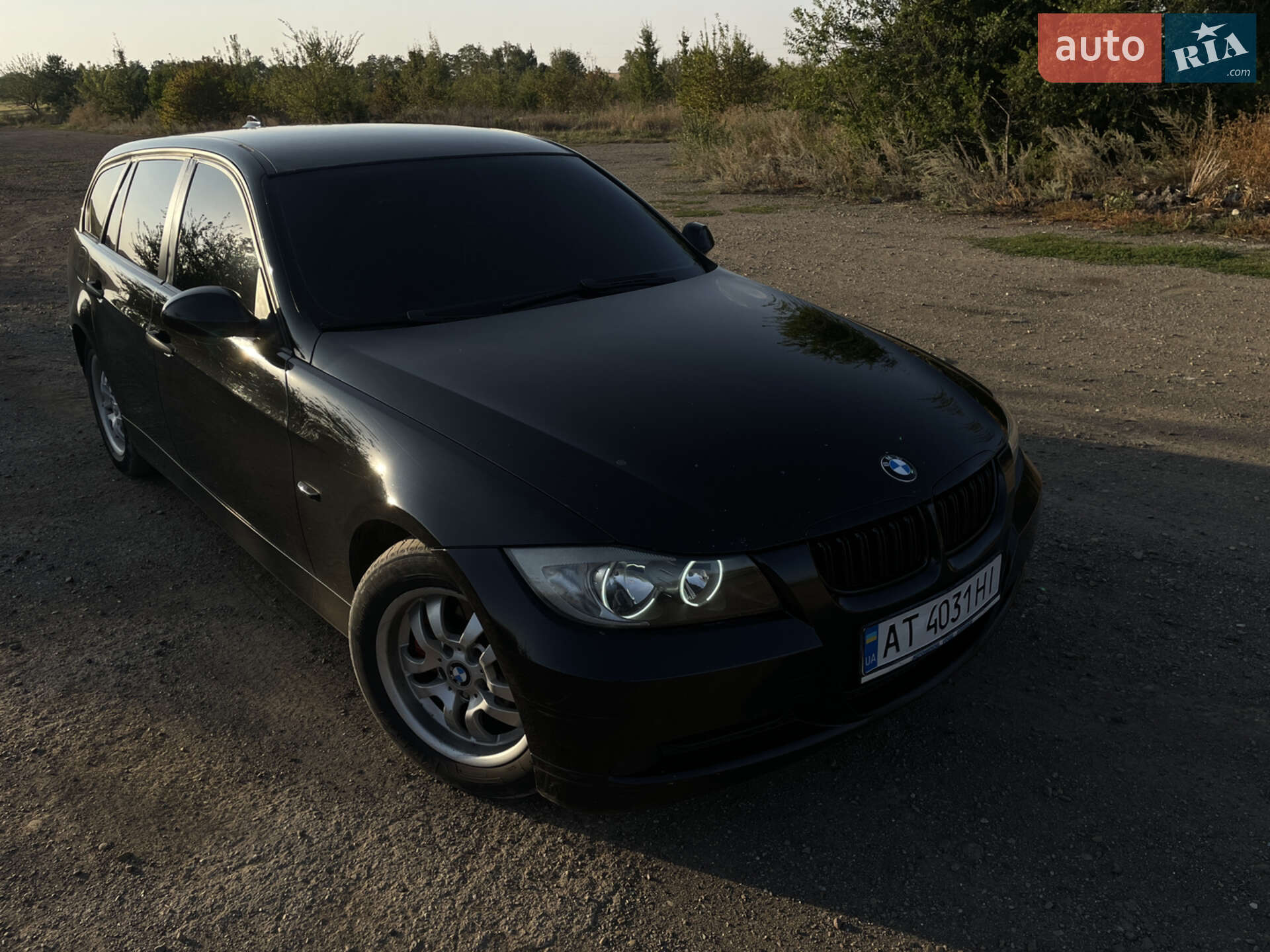 BMW 3 Series 2005 VIN WBAVU31080KY07586 фото оголошення 6 з 11