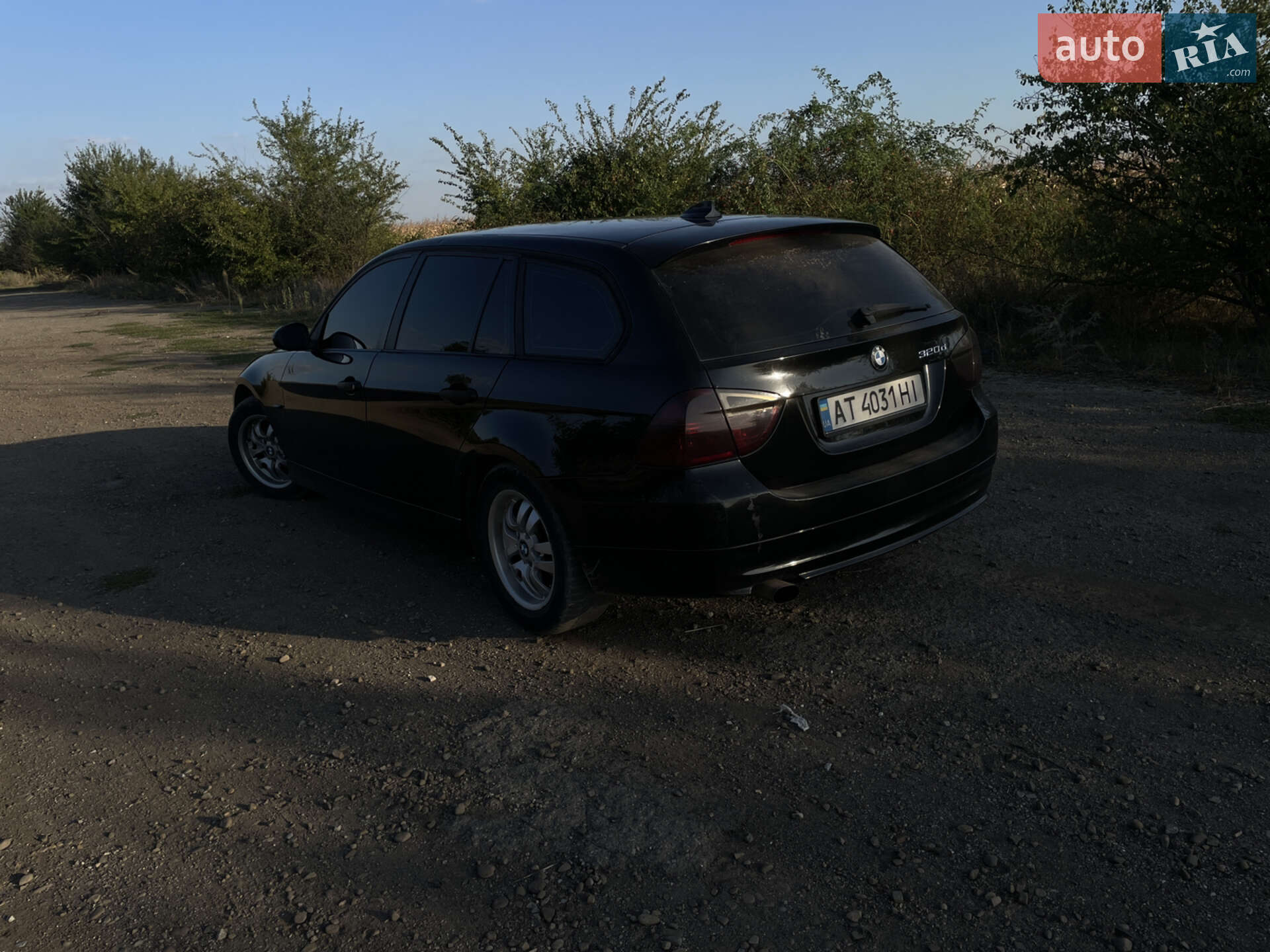 BMW 3 Series 2005 VIN WBAVU31080KY07586 фото оголошення 4 з 11