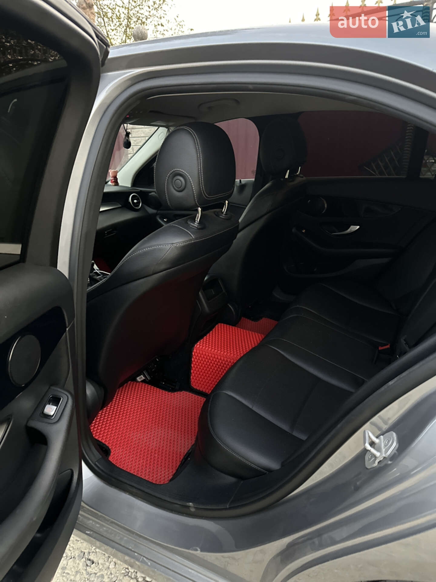 Mercedes-Benz C Class 2015 VIN WDD2050361R075712 фото оголошення 5 з 22