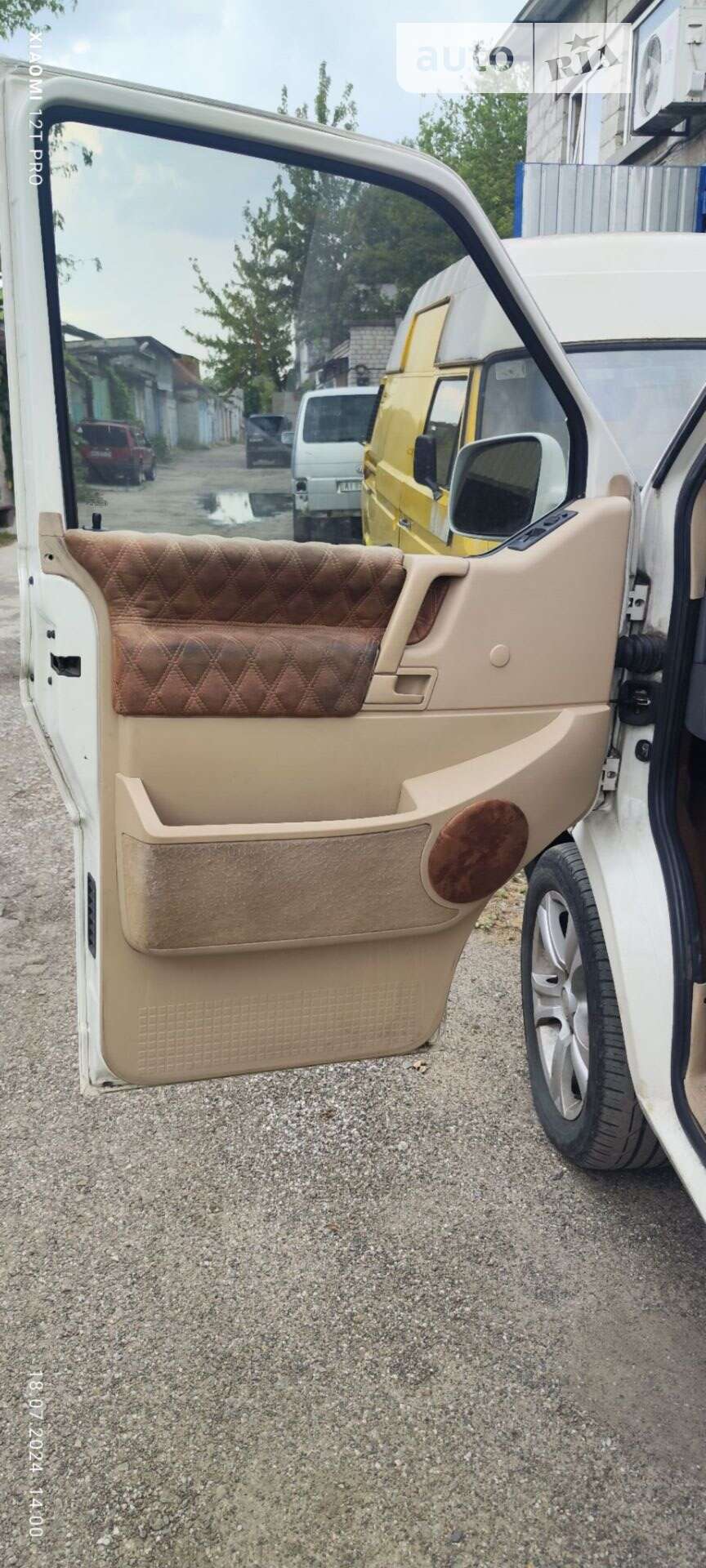 Volkswagen Transporter 2001 VIN WV1ZZZ70Z1H146688 фото оголошення 15 з 32