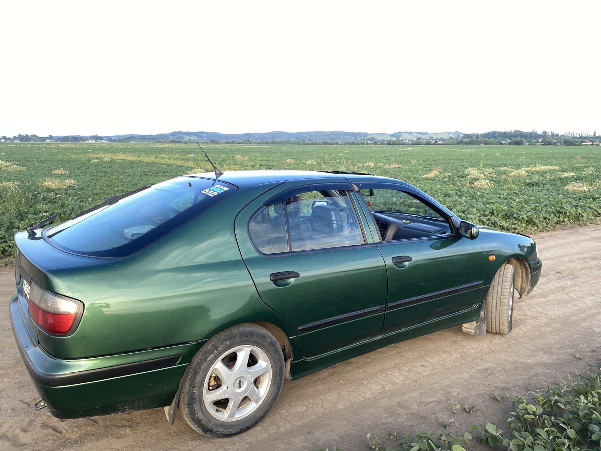 Nissan Primera 1997 VIN SJNFCAP11U0127485 фото оголошення 5 з 8