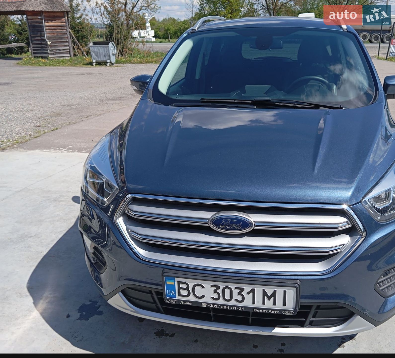 Ford Kuga 2019 VIN WF0AXXWPMAKM24591 фото оголошення 2 з 19