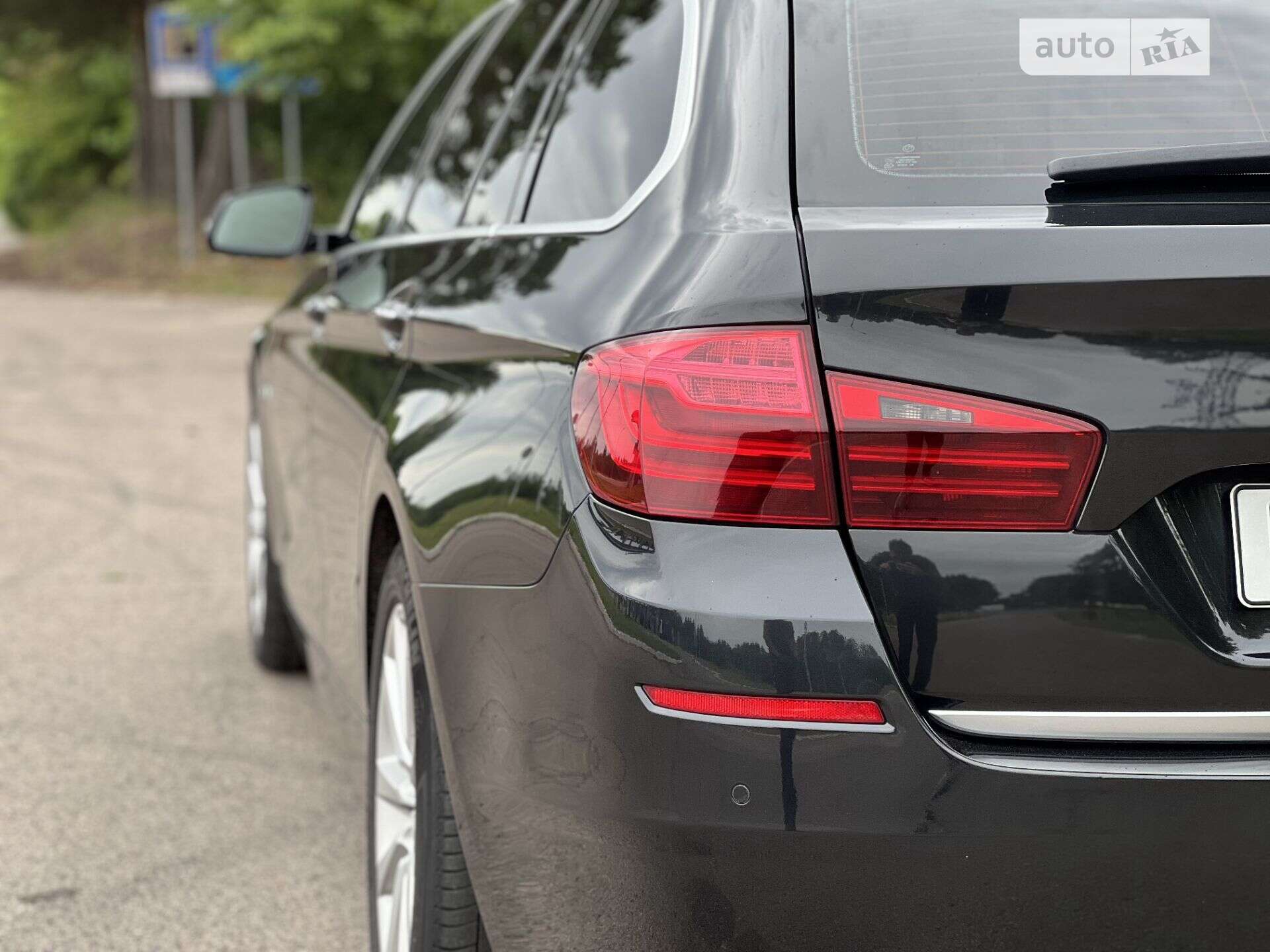 BMW 5 Series 2013 VIN WBA5K11080D758467 фото оголошення 13 з 27