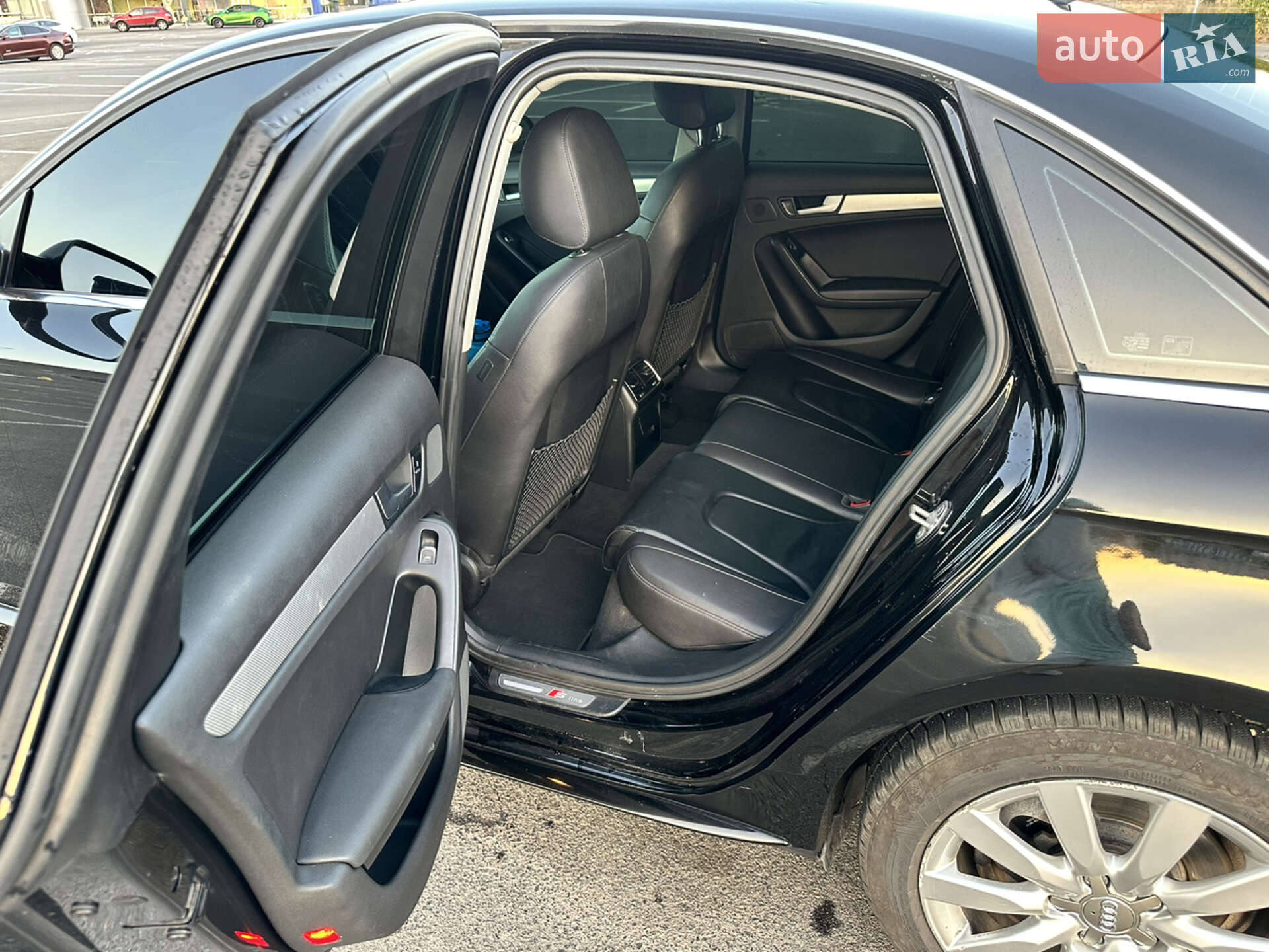 Audi A4 2014 VIN WAUAFAFL3FN022299 фото оголошення 5 з 13