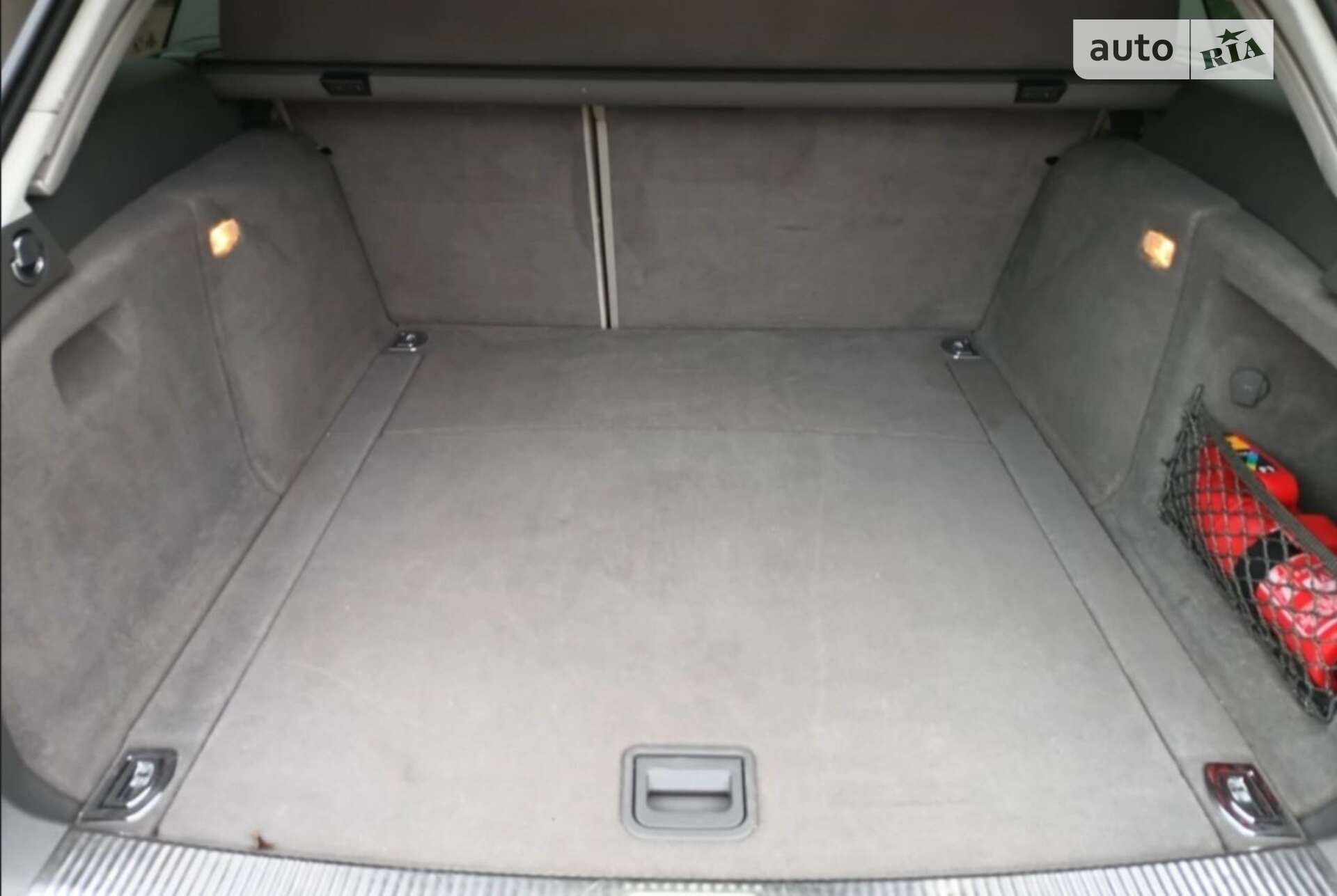 Audi A4 2009 VIN WAUZZZ8K3AA020405 фото оголошення 22 з 33