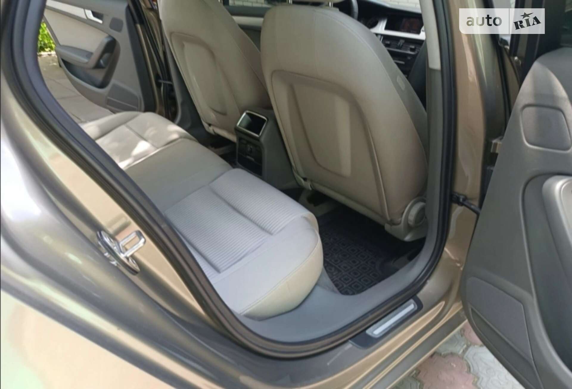 Audi A4 2009 VIN WAUZZZ8K3AA020405 фото оголошення 29 з 33