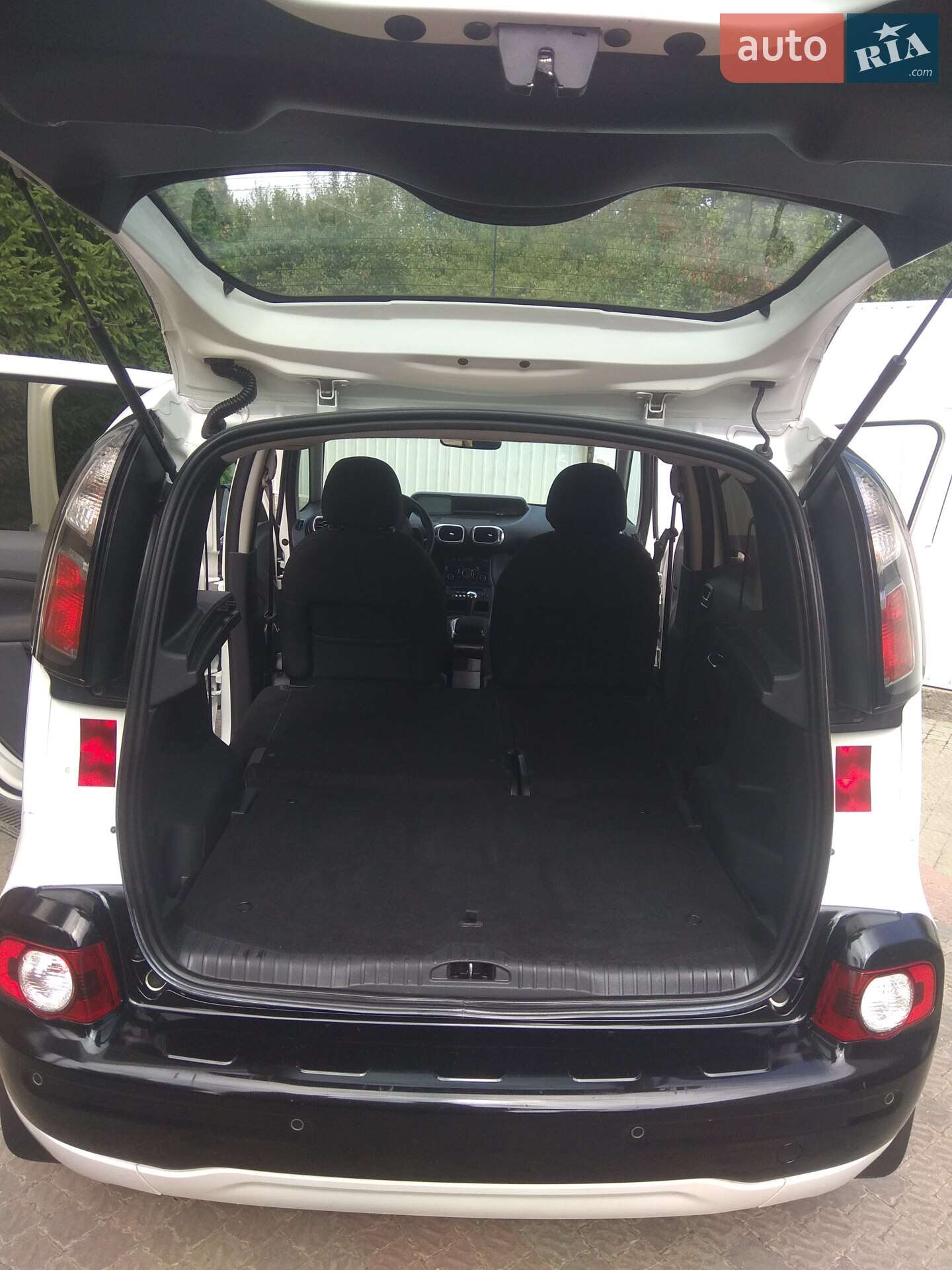 Citroen C3 Picasso 2015 VIN VF7SH9HP8FT548401 фото оголошення 4 з 6