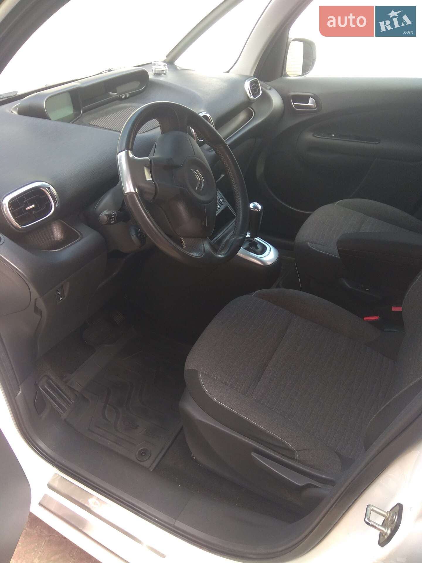Citroen C3 Picasso 2015 VIN VF7SH9HP8FT548401 фото оголошення 5 з 6