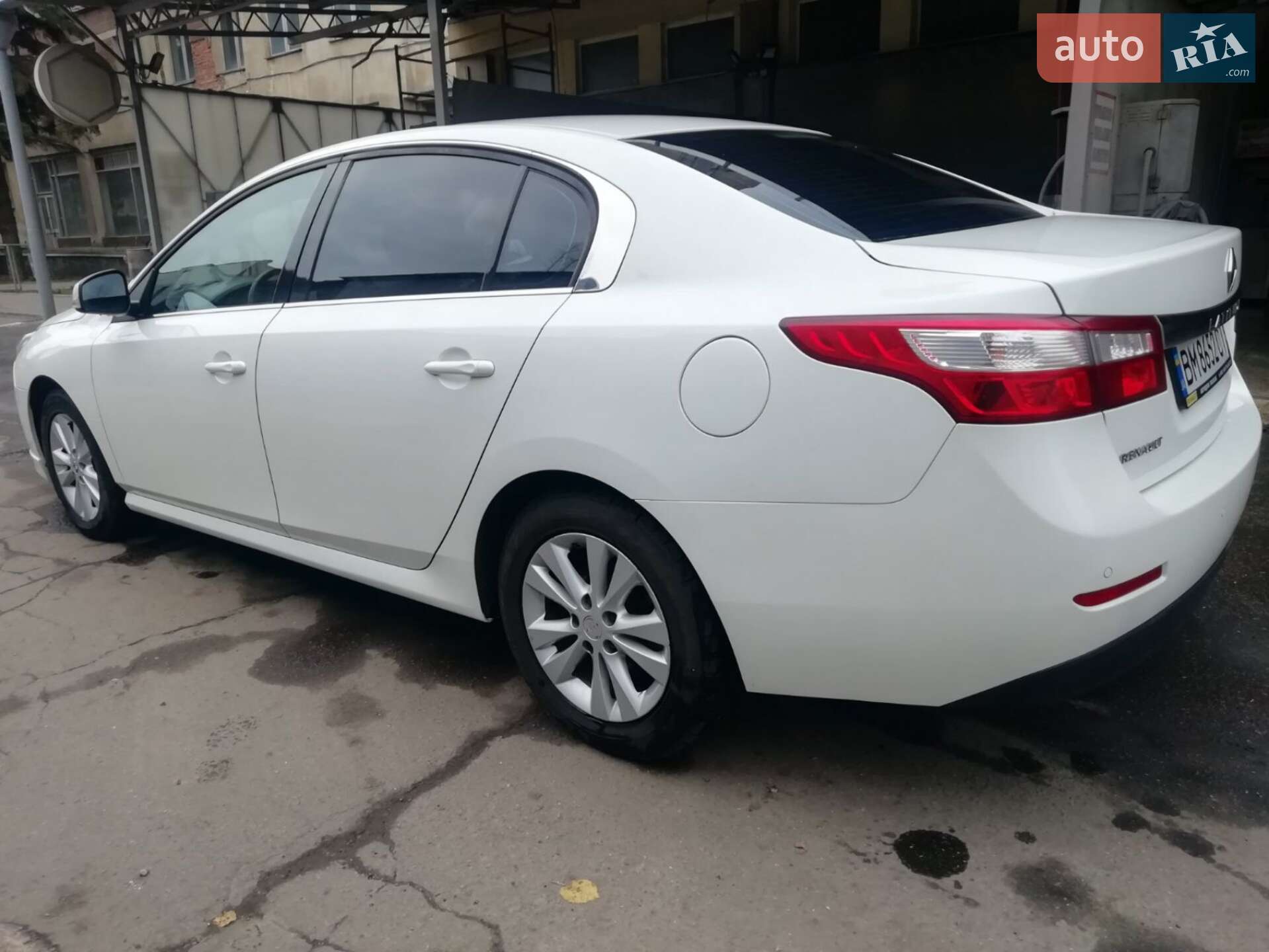 Renault Latitude 2011 VIN VF1ABL21AUC248853 фото оголошення 5 з 21