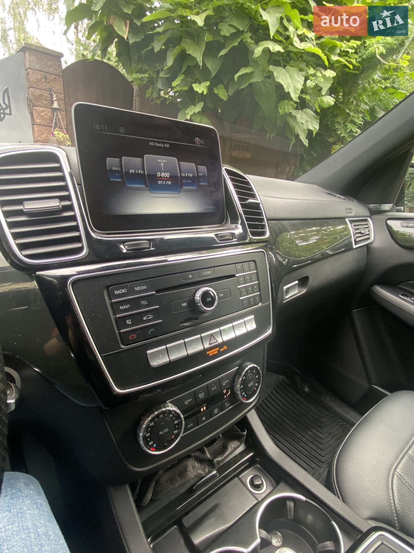 Mercedes-Benz GLS-Class 2018 VIN 4JGDF6EE0JB162719 фото оголошення 21 з 40