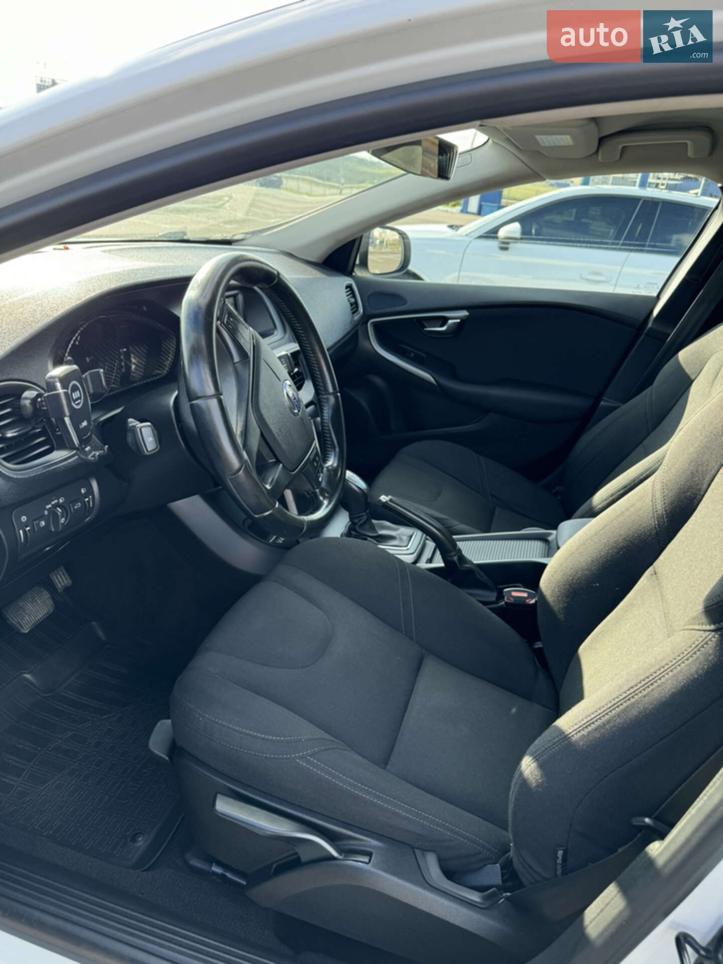 Volvo V40 2013 VIN YV1MV848BE2093839 фото оголошення 6 з 6