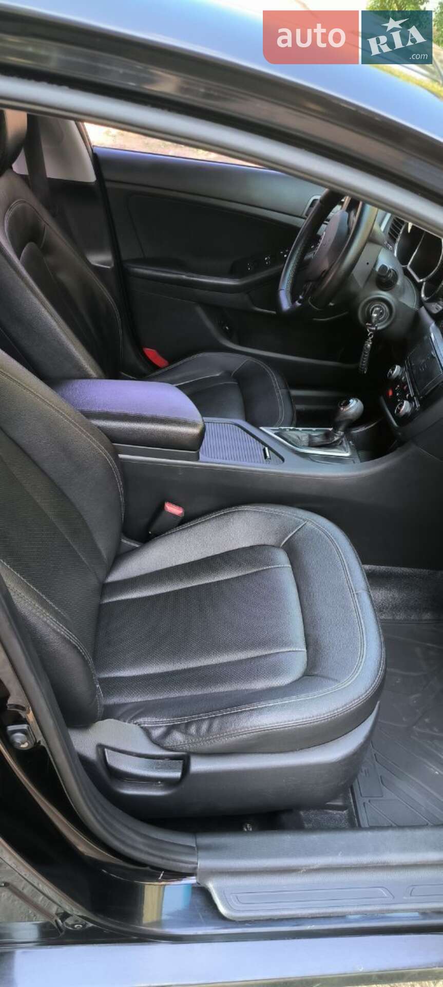 Kia K5 2013 VIN KNAGN418BDA396037 фото оголошення 18 з 19