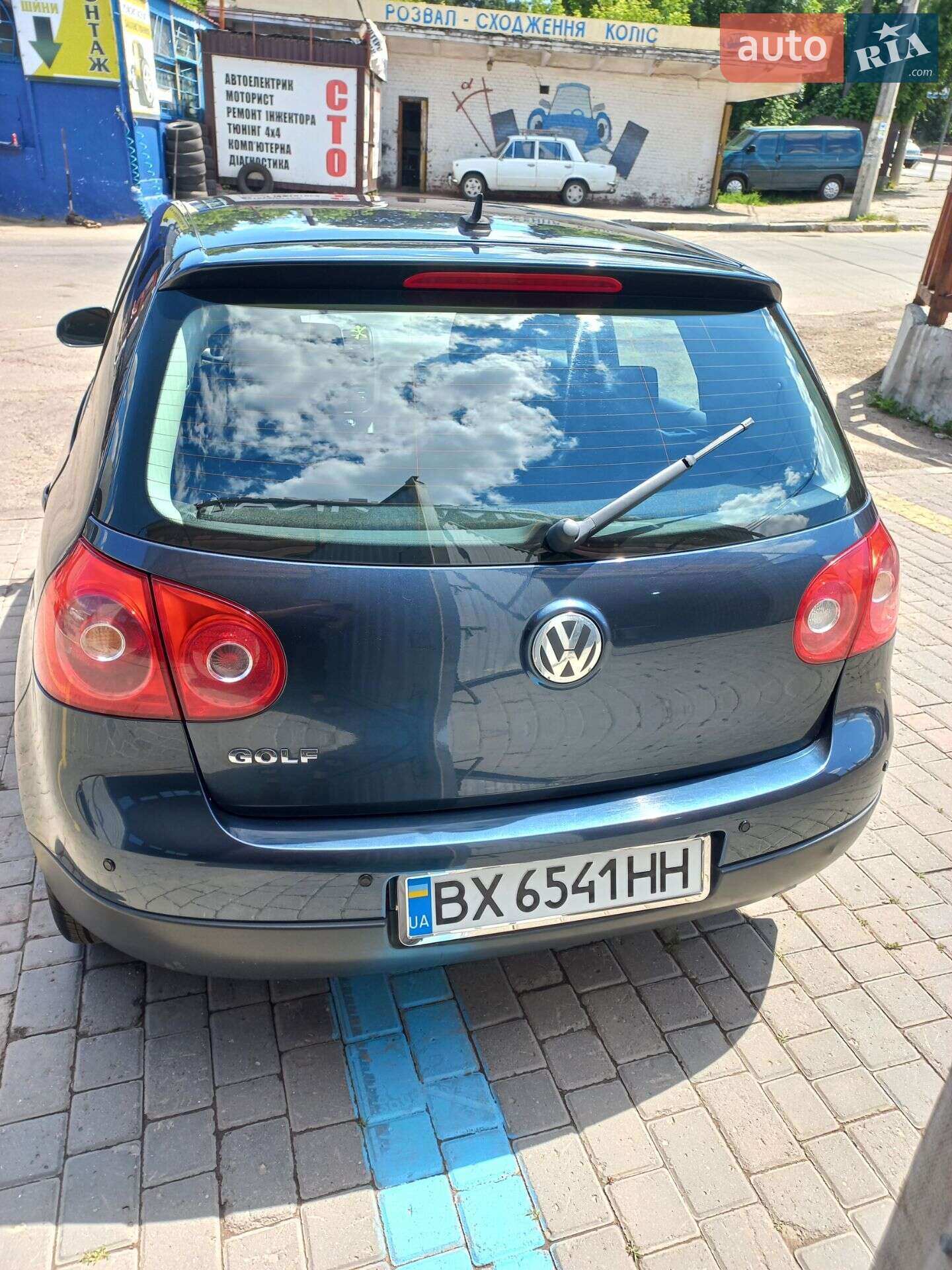 Volkswagen Golf 2004 VIN WVWZZZ1KZ5W069123 фото оголошення 9 з 16