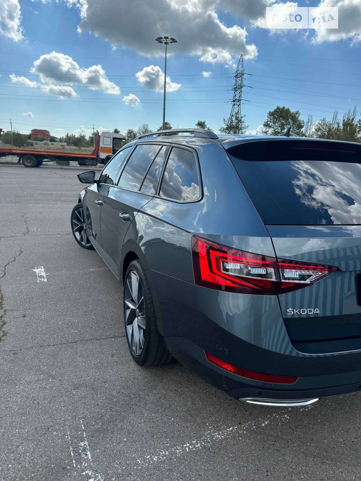 Skoda Superb 2018 VIN TMBJJ9NP6K7042064 фото оголошення 17 з 54