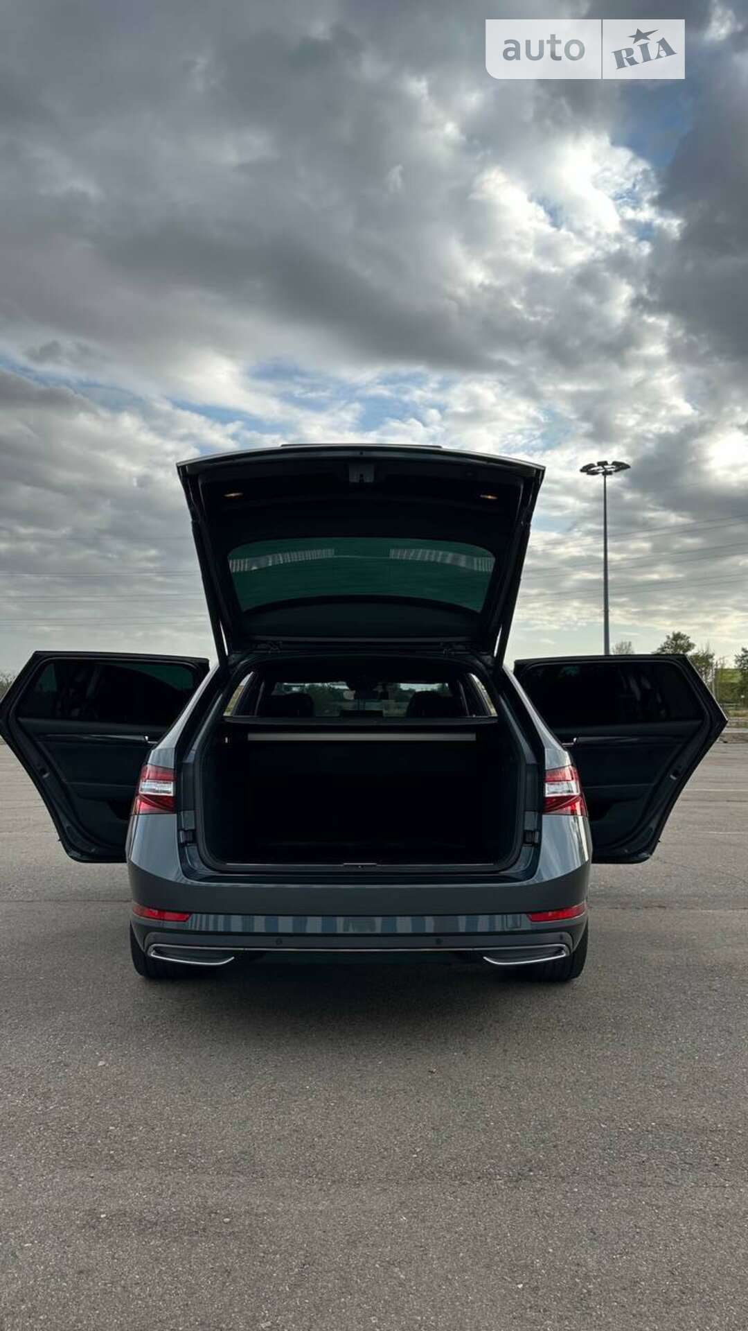 Skoda Superb 2018 VIN TMBJJ9NP6K7042064 фото оголошення 26 з 54