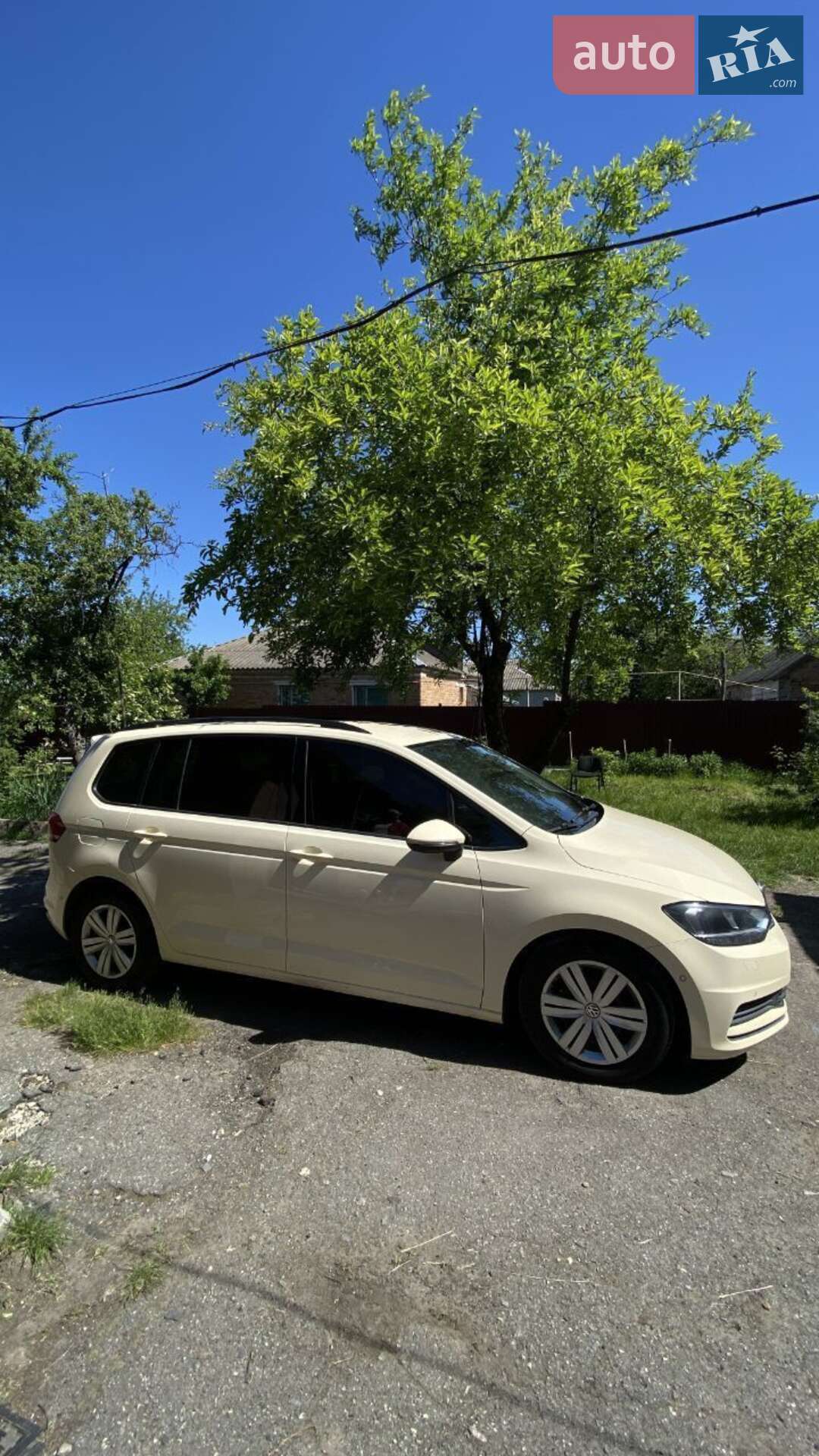 Volkswagen Touran 2016 VIN WVGZZZ1TZHW005454 фото оголошення 2 з 7