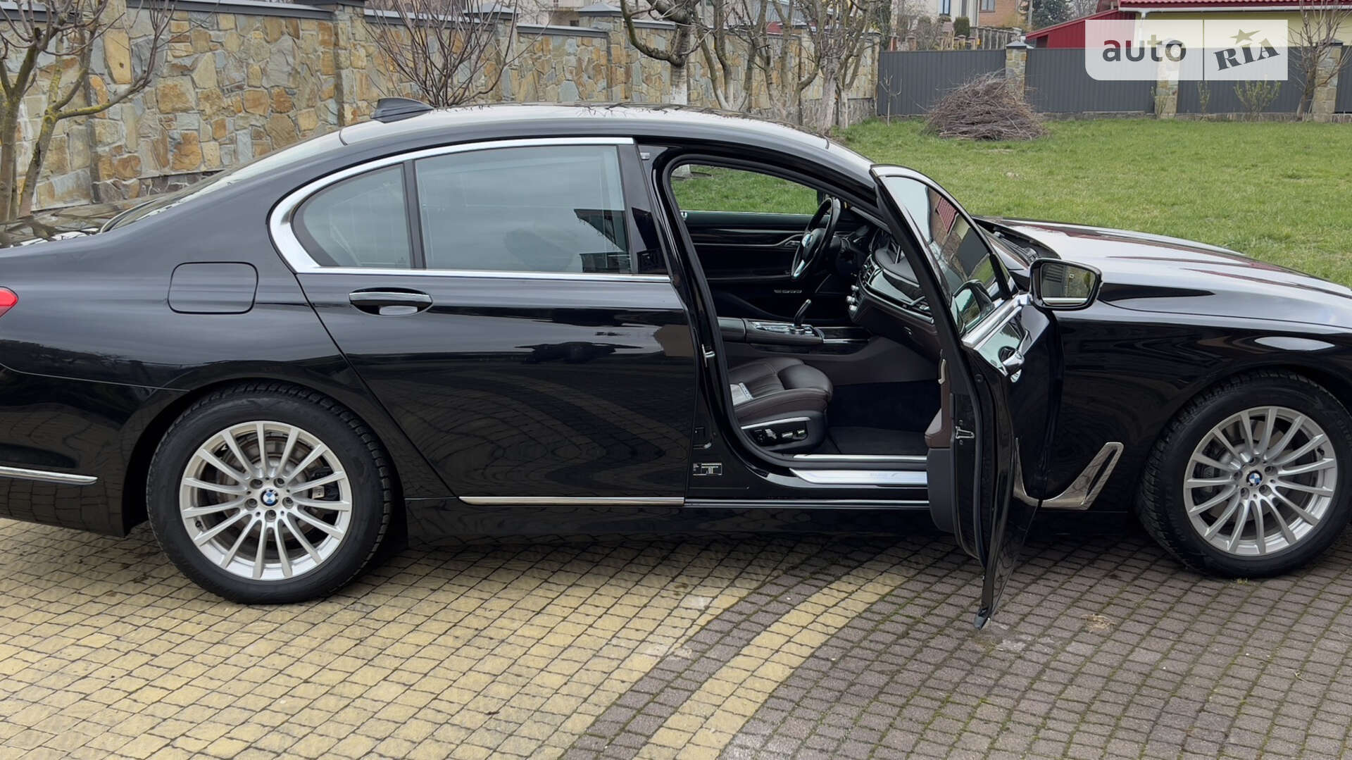 BMW 7 Series 2016 VIN WBA7C41070G641176 фото оголошення 7 з 41