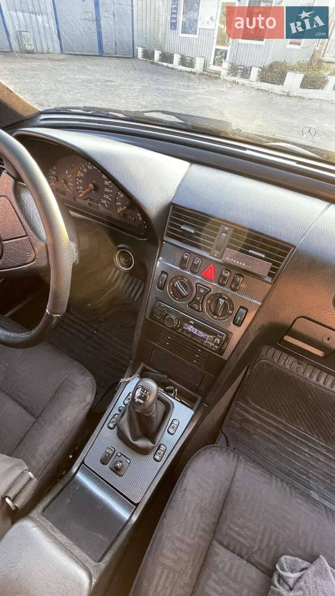 Mercedes-Benz C-Class 1997 VIN WDB2020201F638373 фото оголошення 8 з 21
