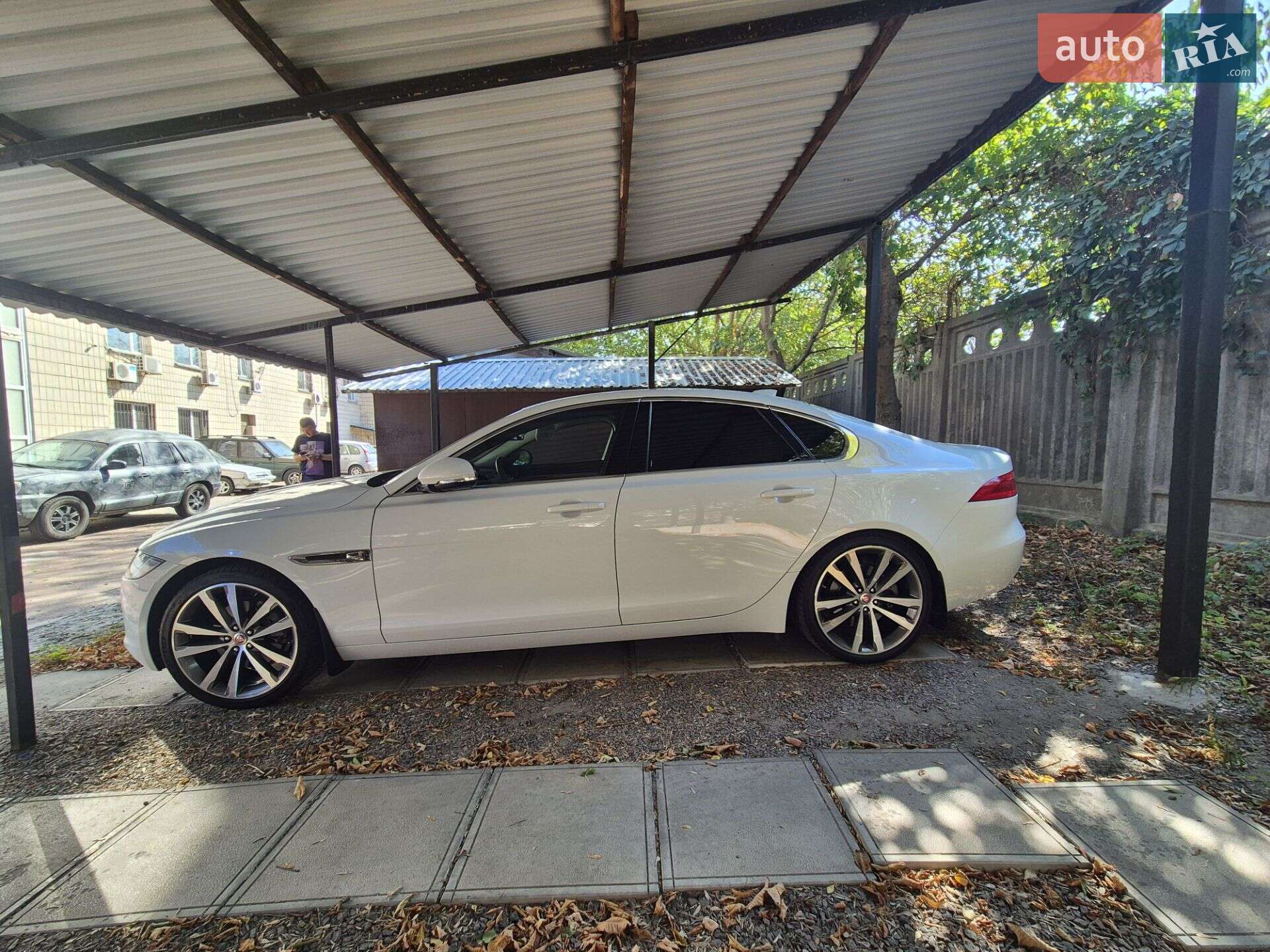 Jaguar XF 2016 VIN SAJBB4BN4HCY38692 фото оголошення 16 з 24