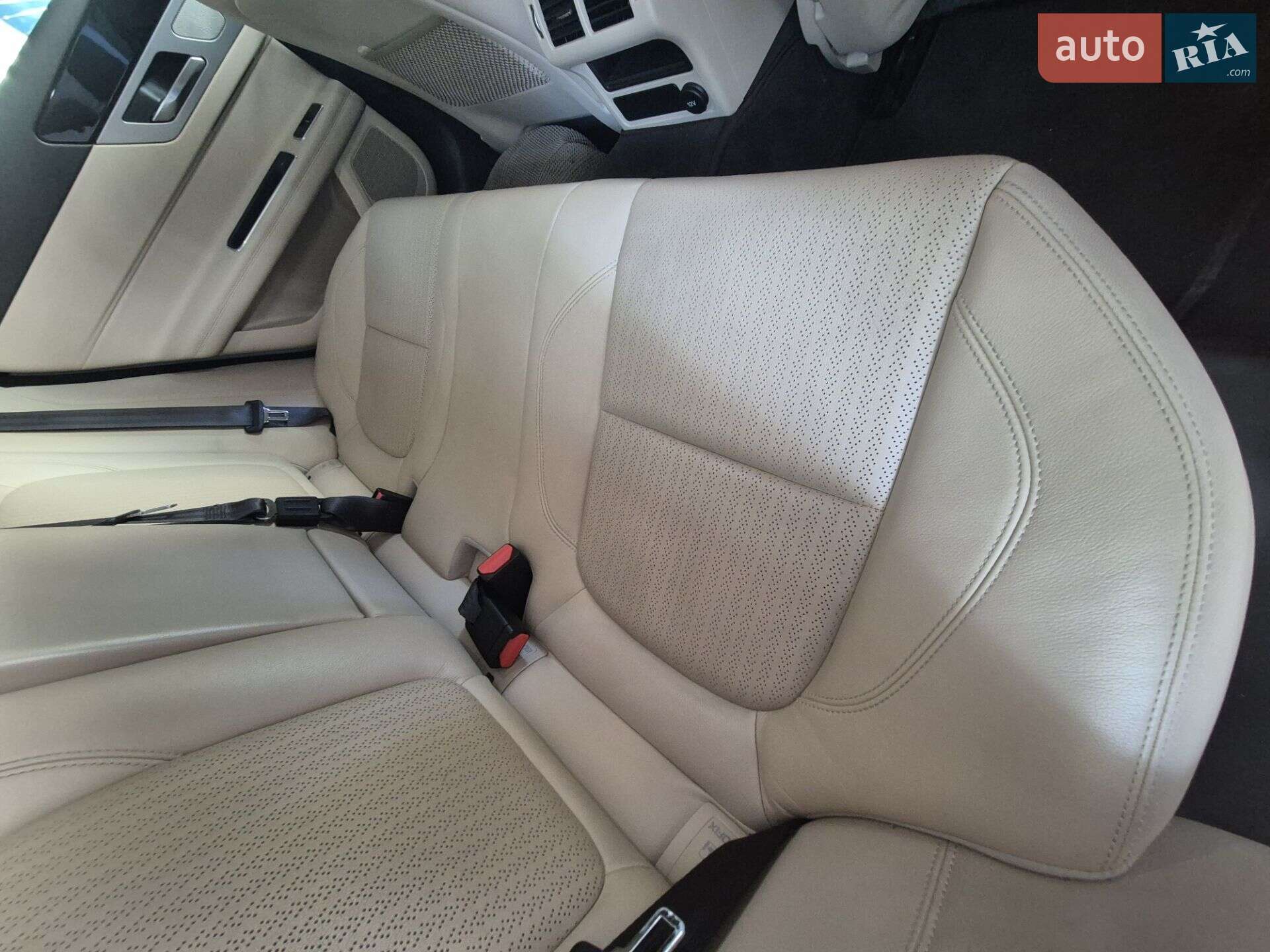 Jaguar XF 2016 VIN SAJBB4BN4HCY38692 фото оголошення 22 з 24