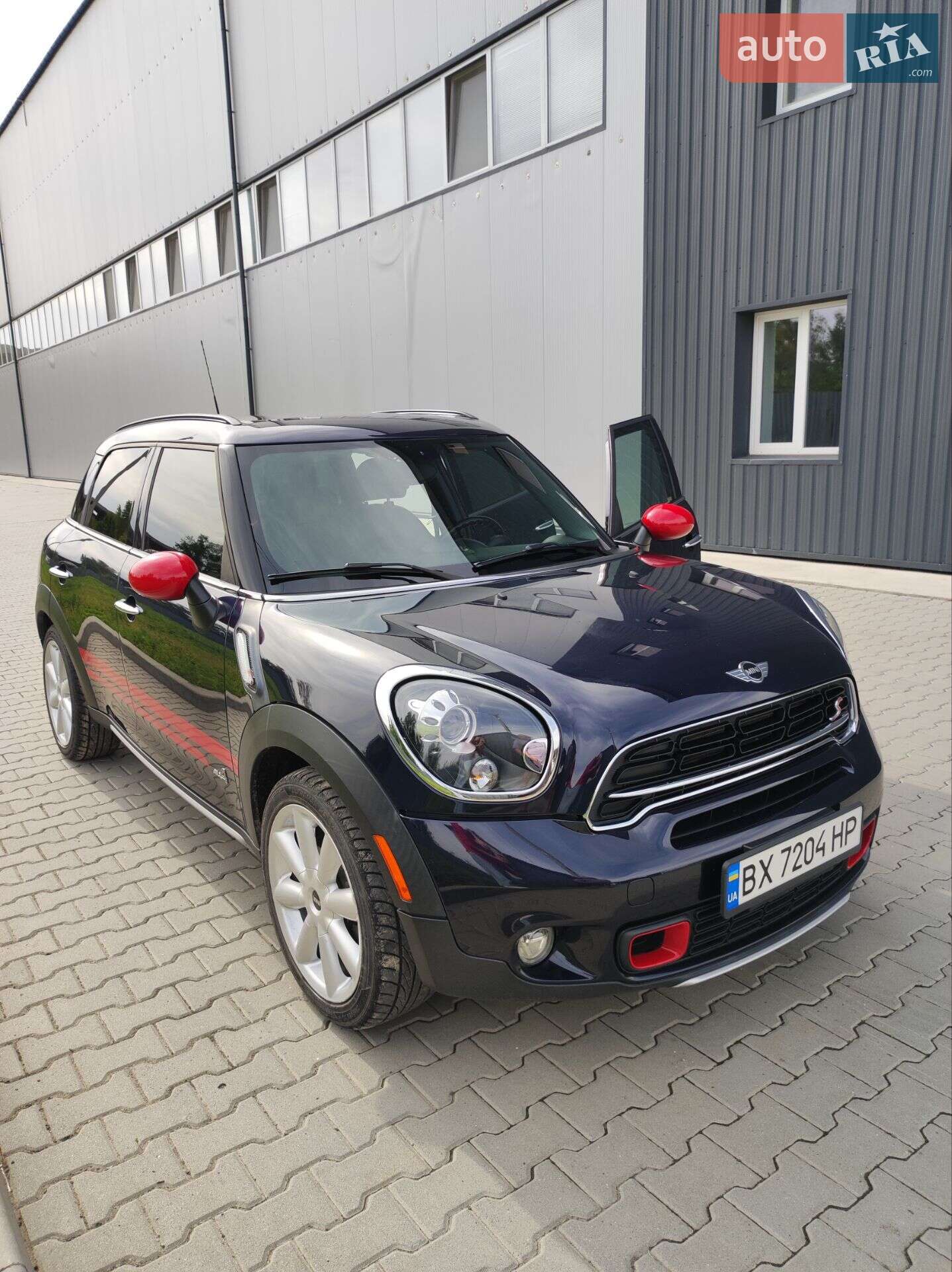 MINI Countryman 2016 VIN WMWZC5C57GWU21964 фото оголошення 7 з 26