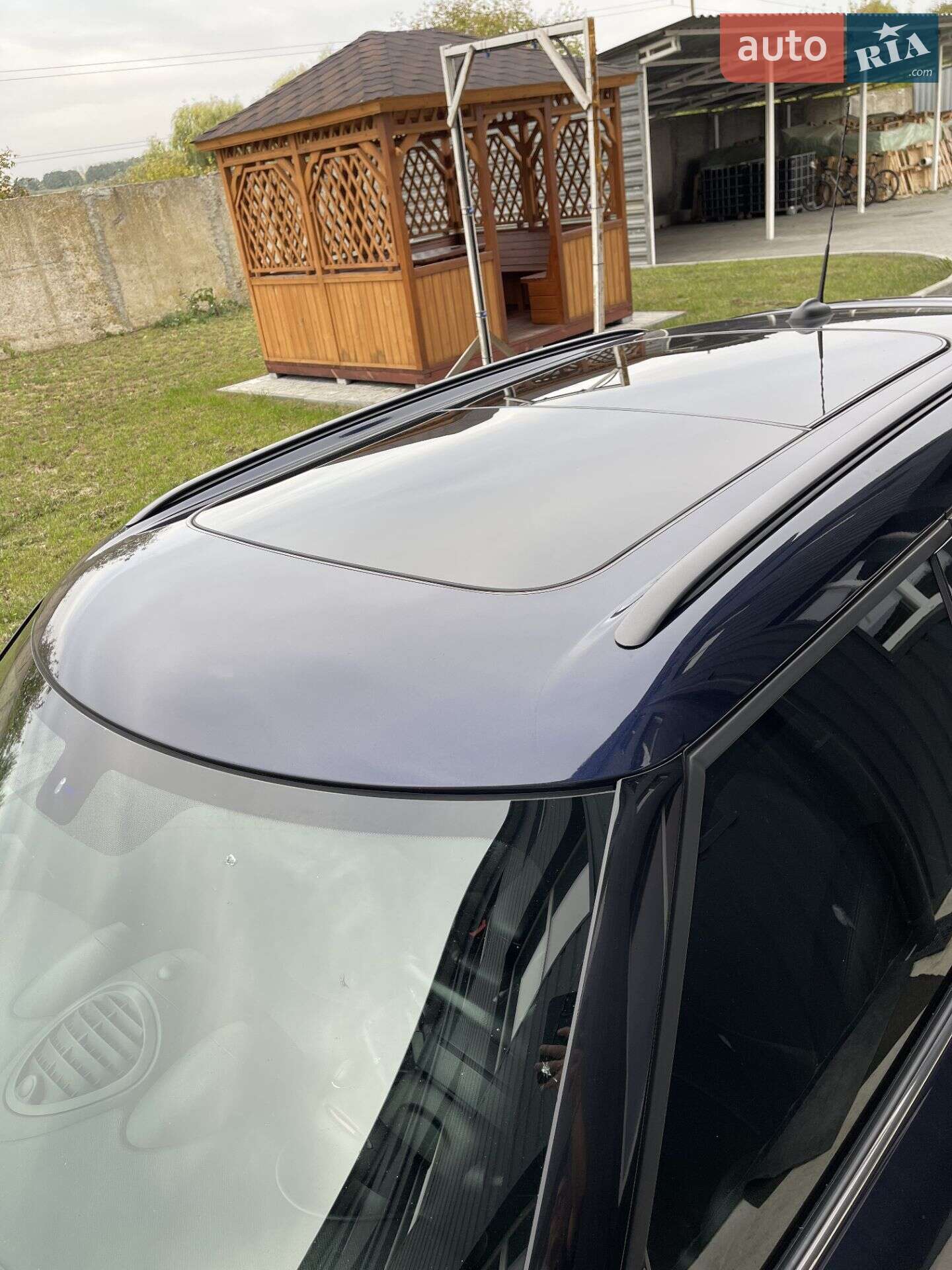 MINI Countryman 2016 VIN WMWZC5C57GWU21964 фото оголошення 8 з 26